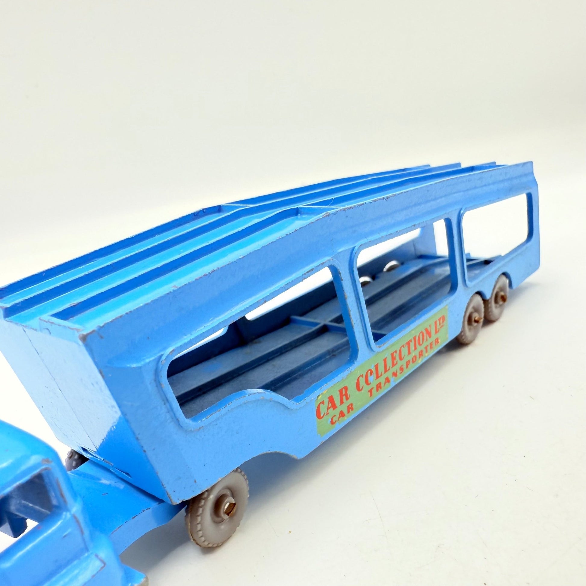 Matchbox Lesney A - 2 Car Transporter Grey Plastic Wheels UB - Magic Matchbox