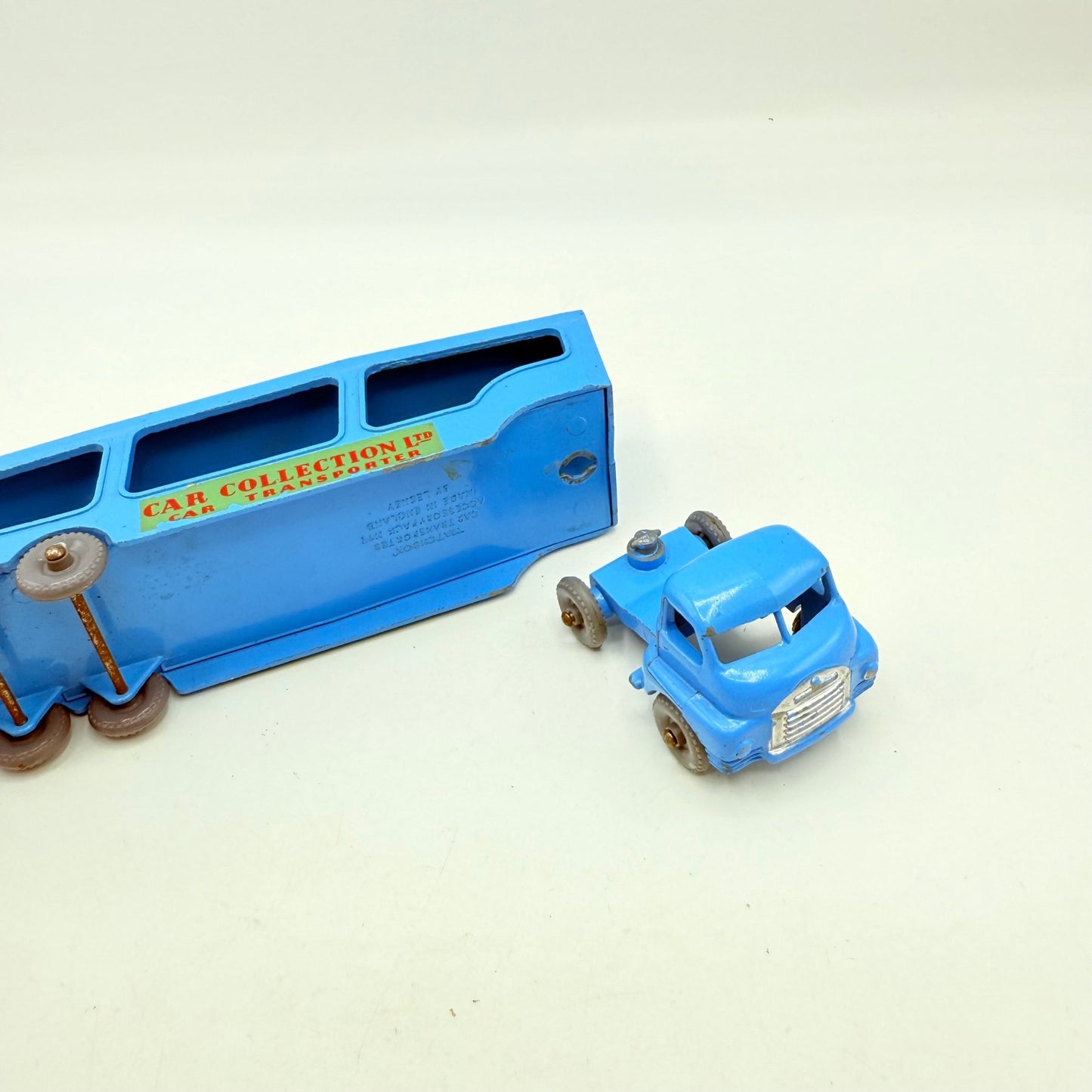 Matchbox Lesney A - 2 Car Transporter Grey Plastic Wheels UB - Magic Matchbox