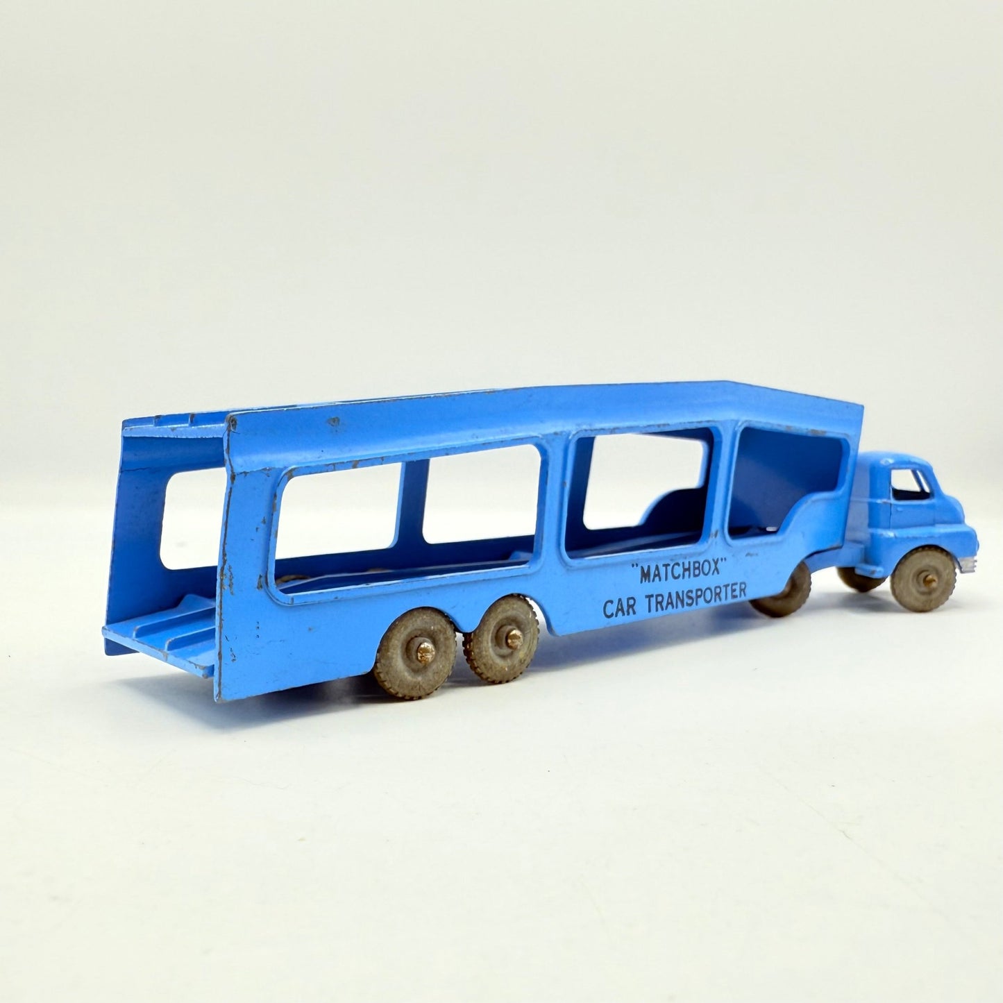 Matchbox Lesney A - 2 Car Transporter Metal Wheels - Magic Matchbox