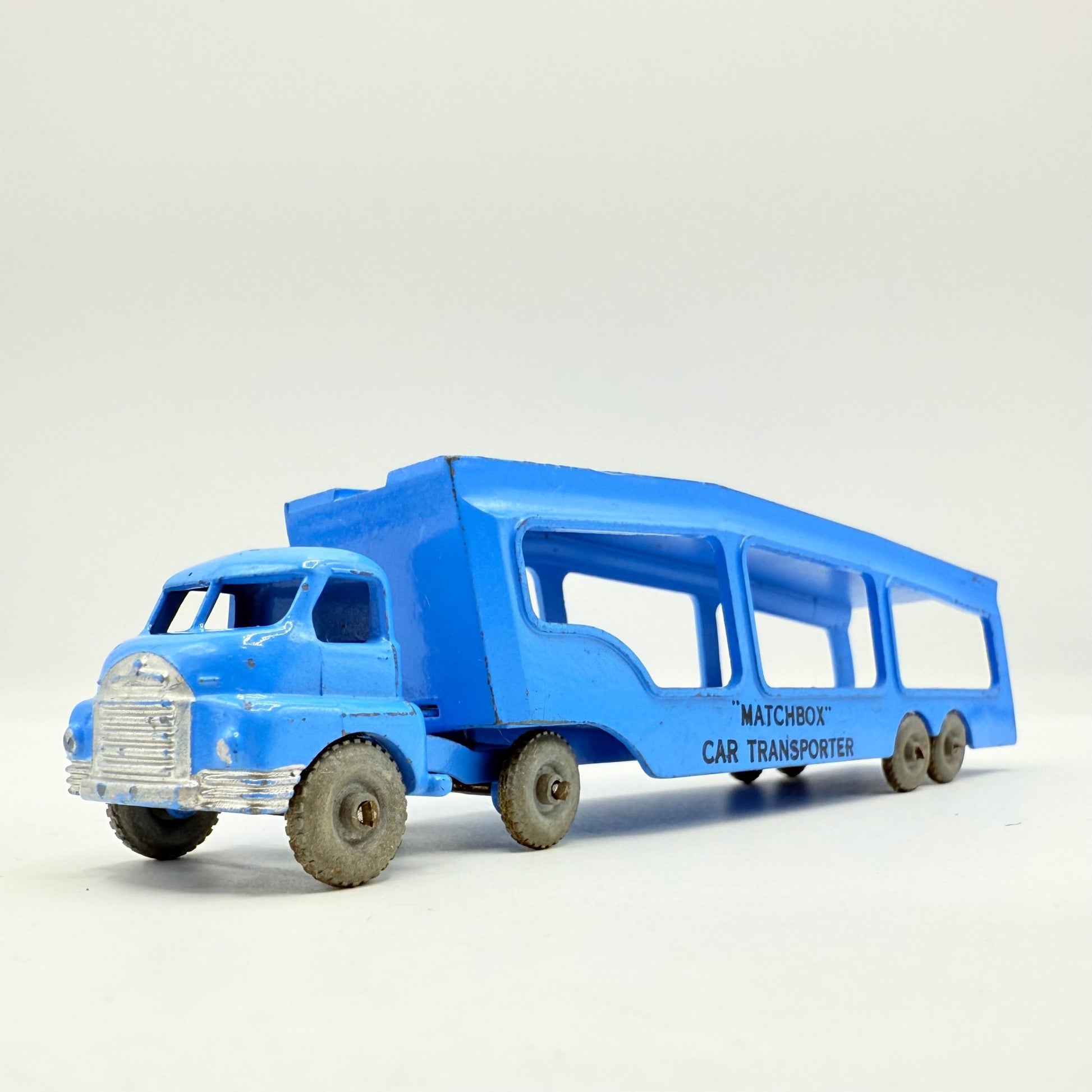 Matchbox Lesney A - 2 Car Transporter Metal Wheels - Magic Matchbox