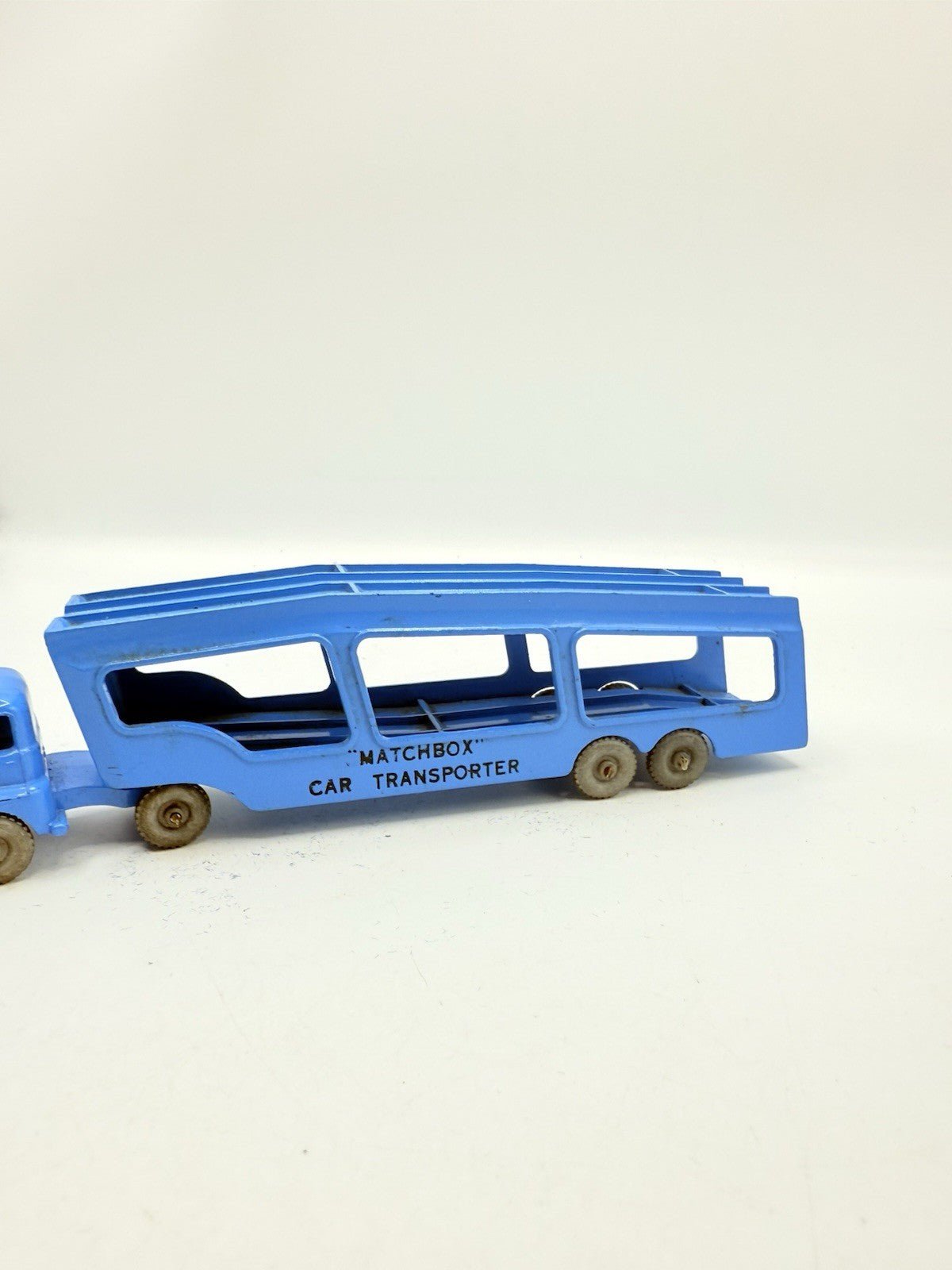 Matchbox Lesney A - 2 Car Transporter Metal Wheels - Magic Matchbox