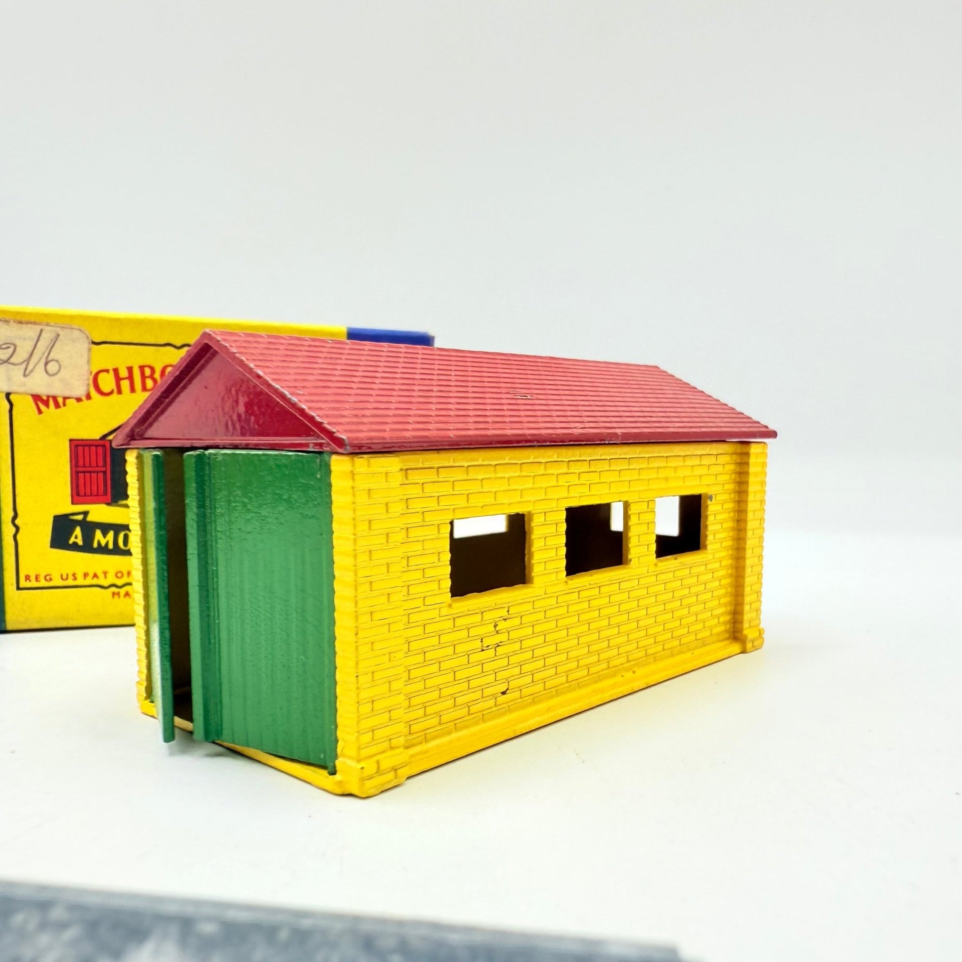 Matchbox Lesney A - 5 Accessory Pack Garage - Magic Matchbox