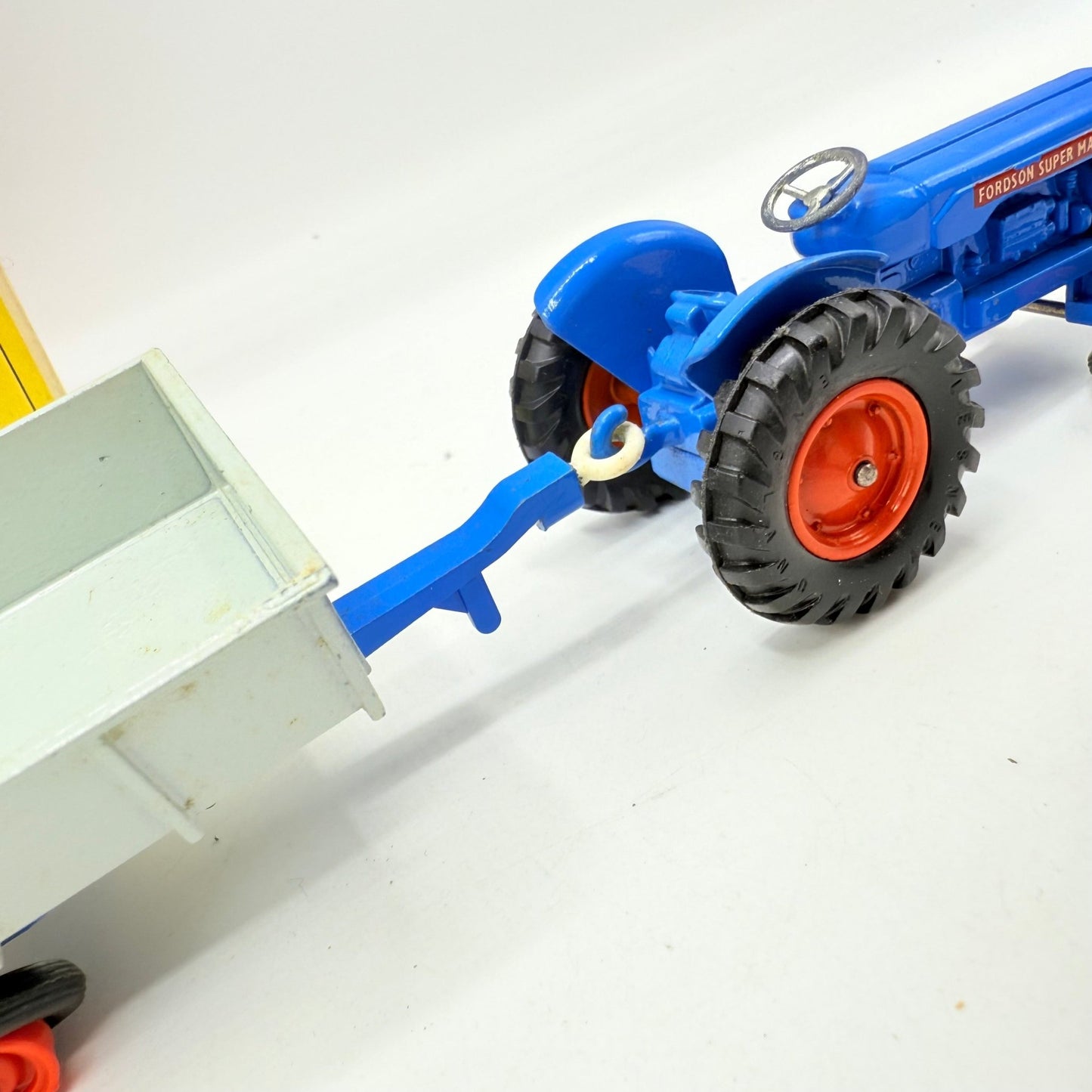 Matchbox Lesney King - Size K - 11 Fordson Tractor and Farm Trailer - Magic Matchbox