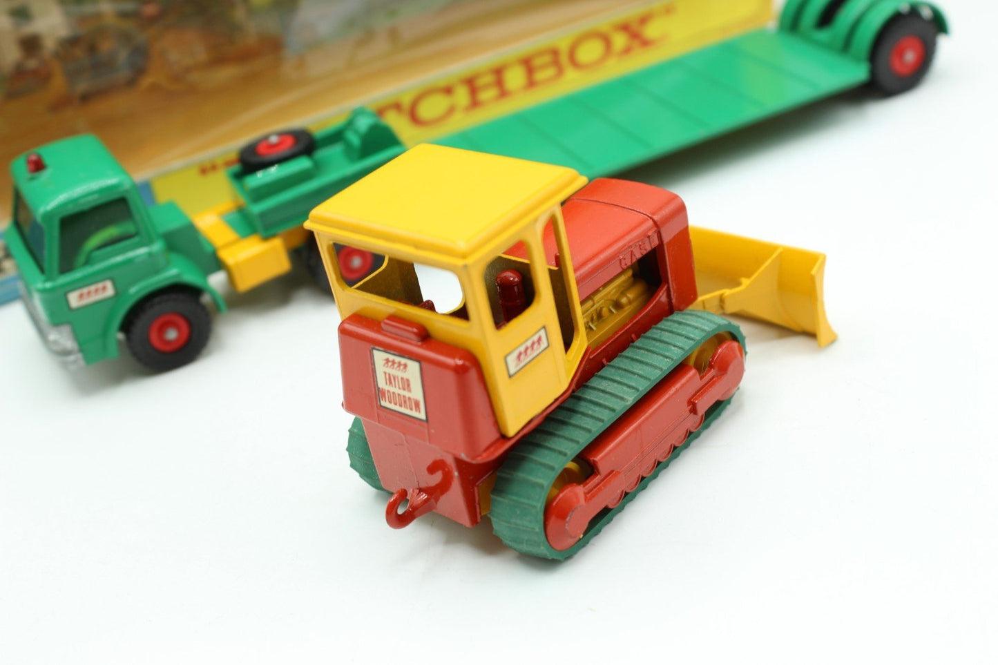 Matchbox Lesney King Size K - 17 Dyson Low Loader With CASE Tractor Boxed - Magic Matchbox