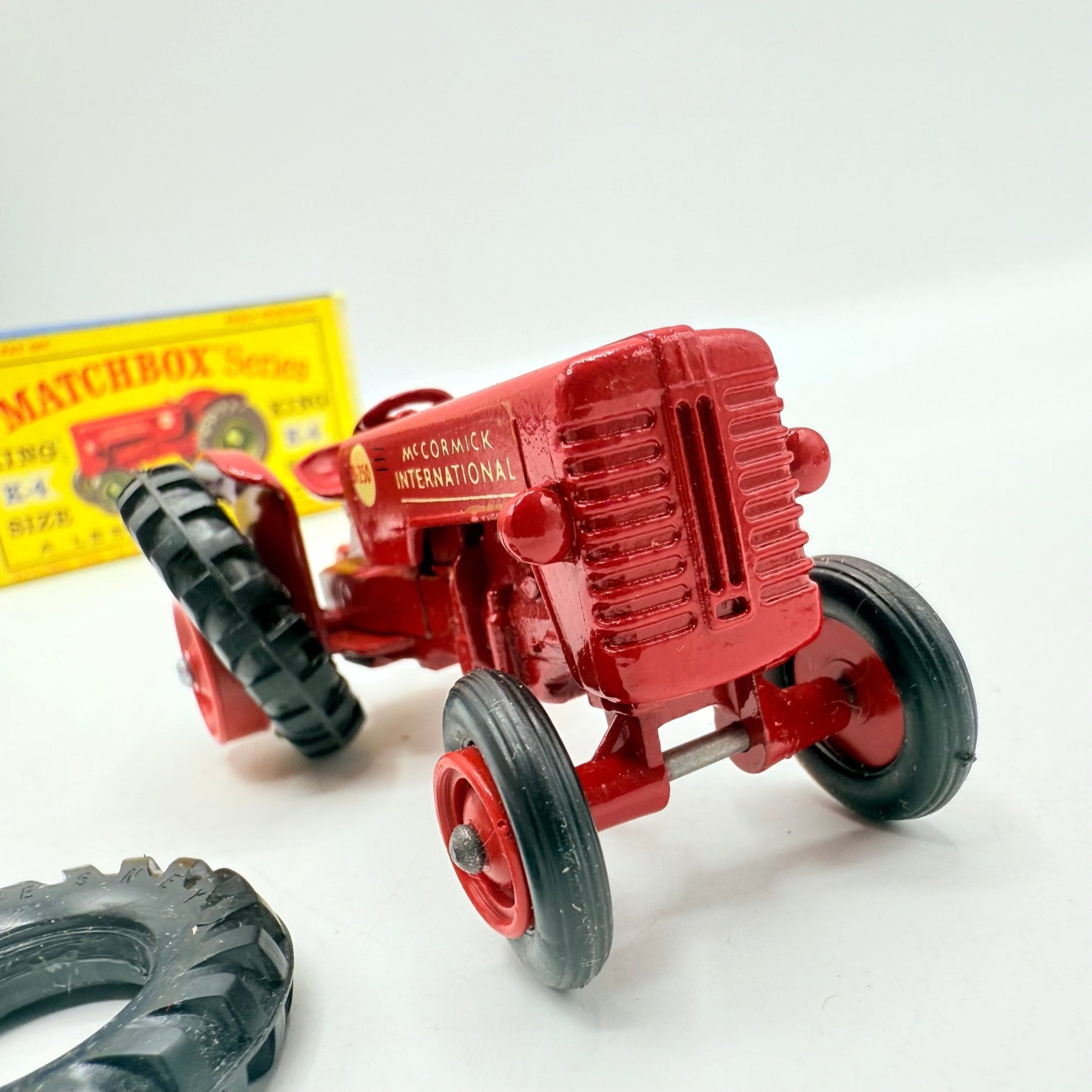 Matchbox Lesney King Size K - 4 McCormick International Tractor - Magic Matchbox