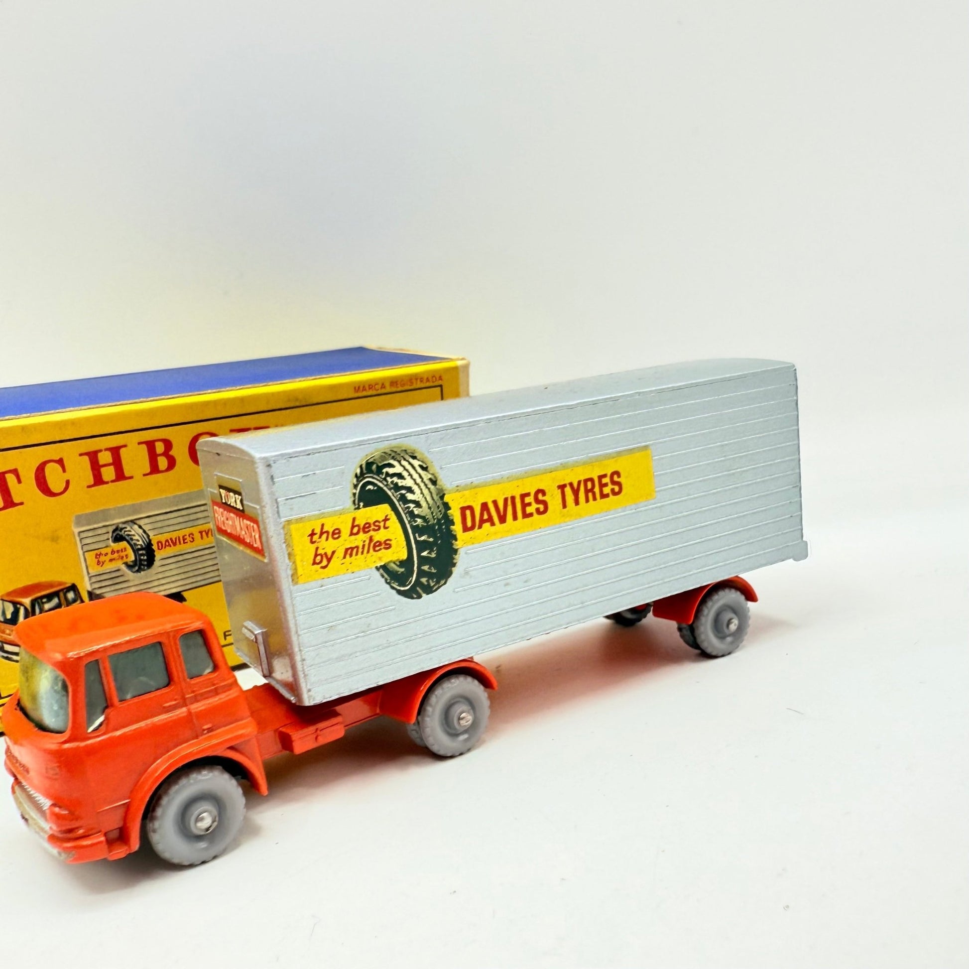 Matchbox Lesney M - 2 Major Pack M2 York Freightmaster Truck - Davies Tyres Rare GPW - Magic Matchbox
