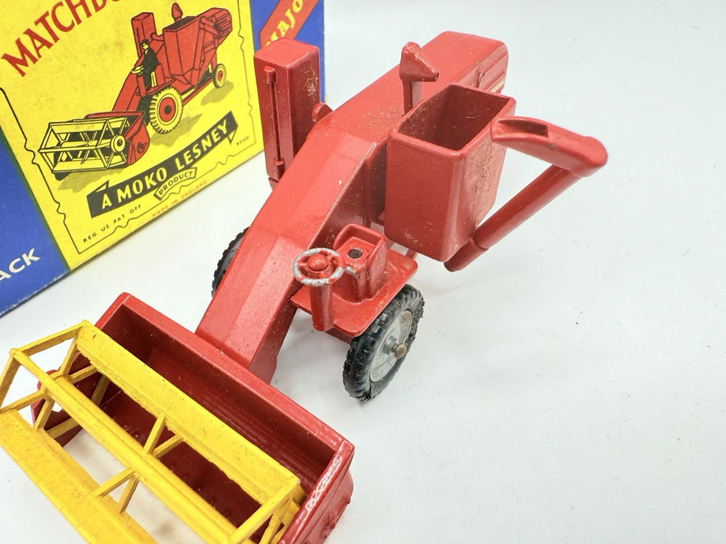 Matchbox Lesney M - 5 Major Pack Massey Ferguson 780 Combine Harvester - Magic Matchbox