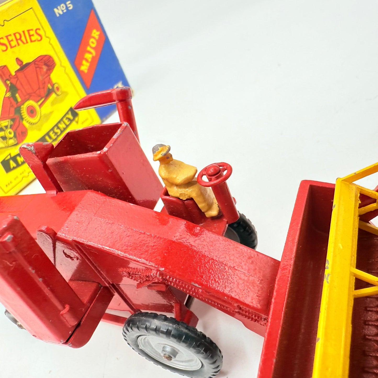 Matchbox Lesney M - 5 Major Pack Massey Ferguson 780 Combine Harvester - Magic Matchbox