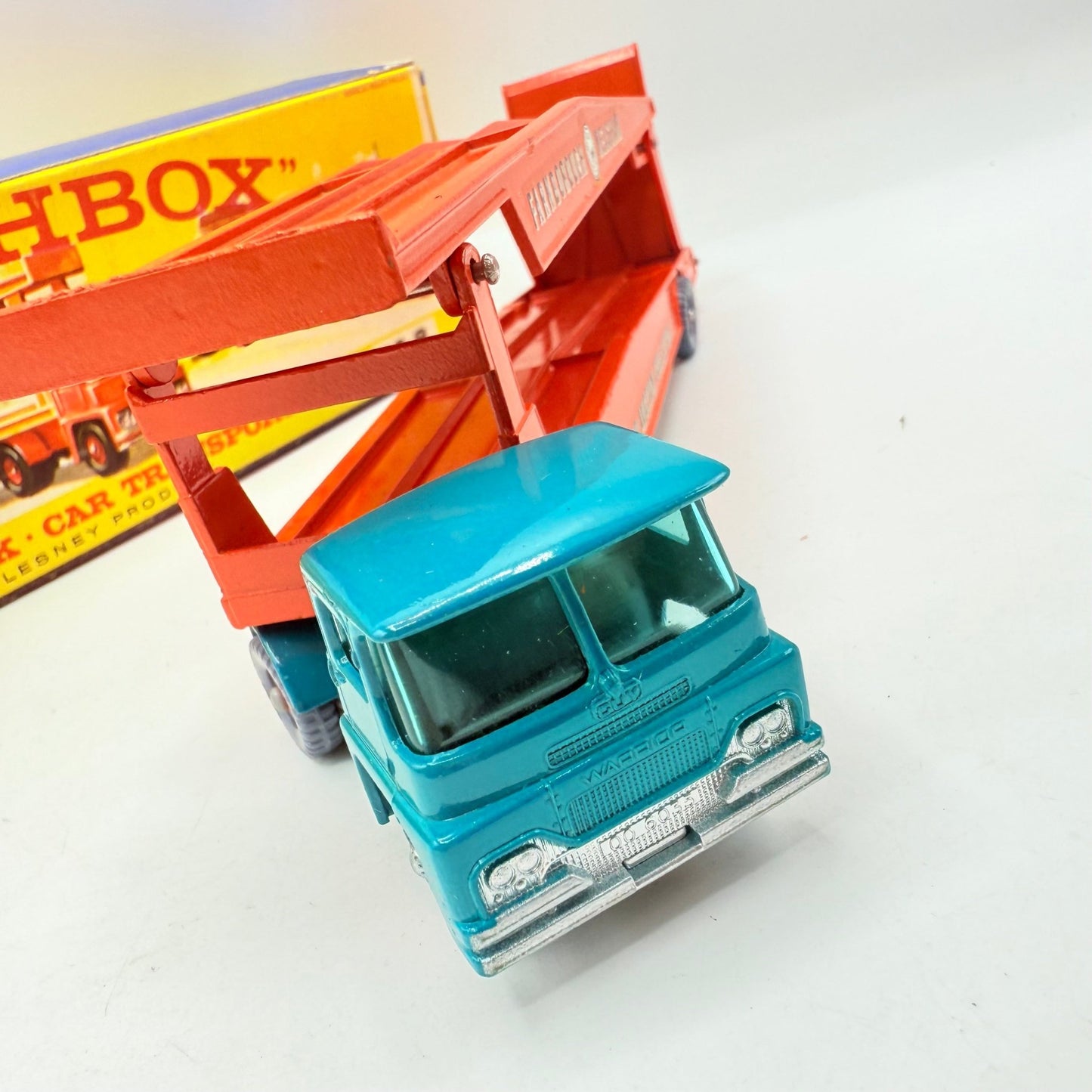 Matchbox Lesney M - 8 Major Pack Car Transporter - Magic Matchbox