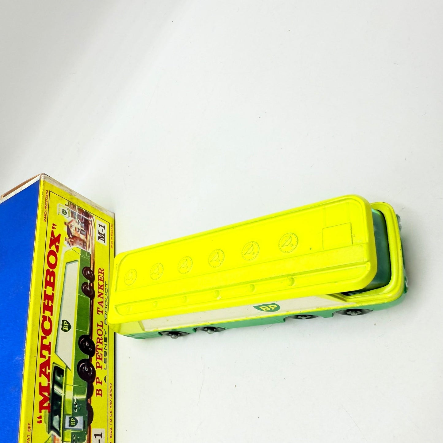 Matchbox Lesney Major Pack B.P. Autotanker M - 1 - Magic Matchbox