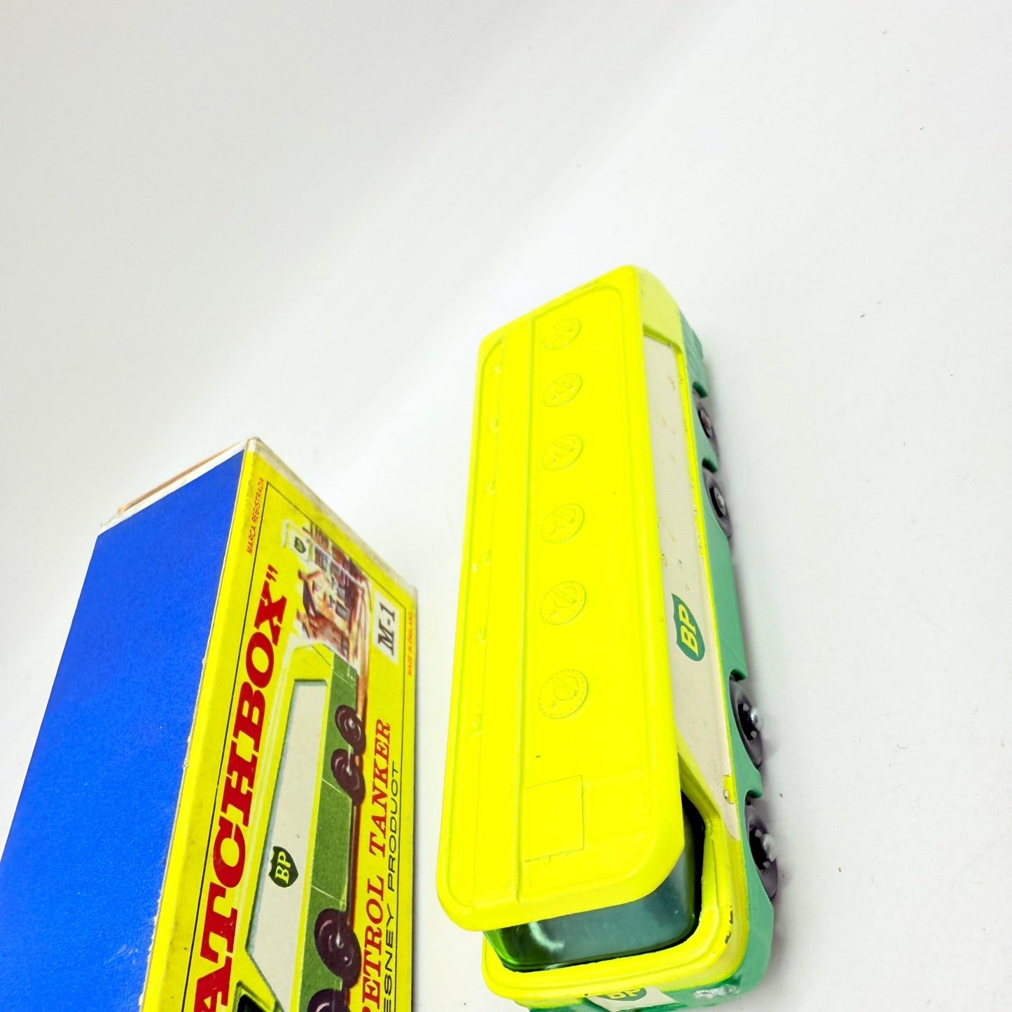 Matchbox Lesney Major Pack B.P. Autotanker M - 1 - Magic Matchbox