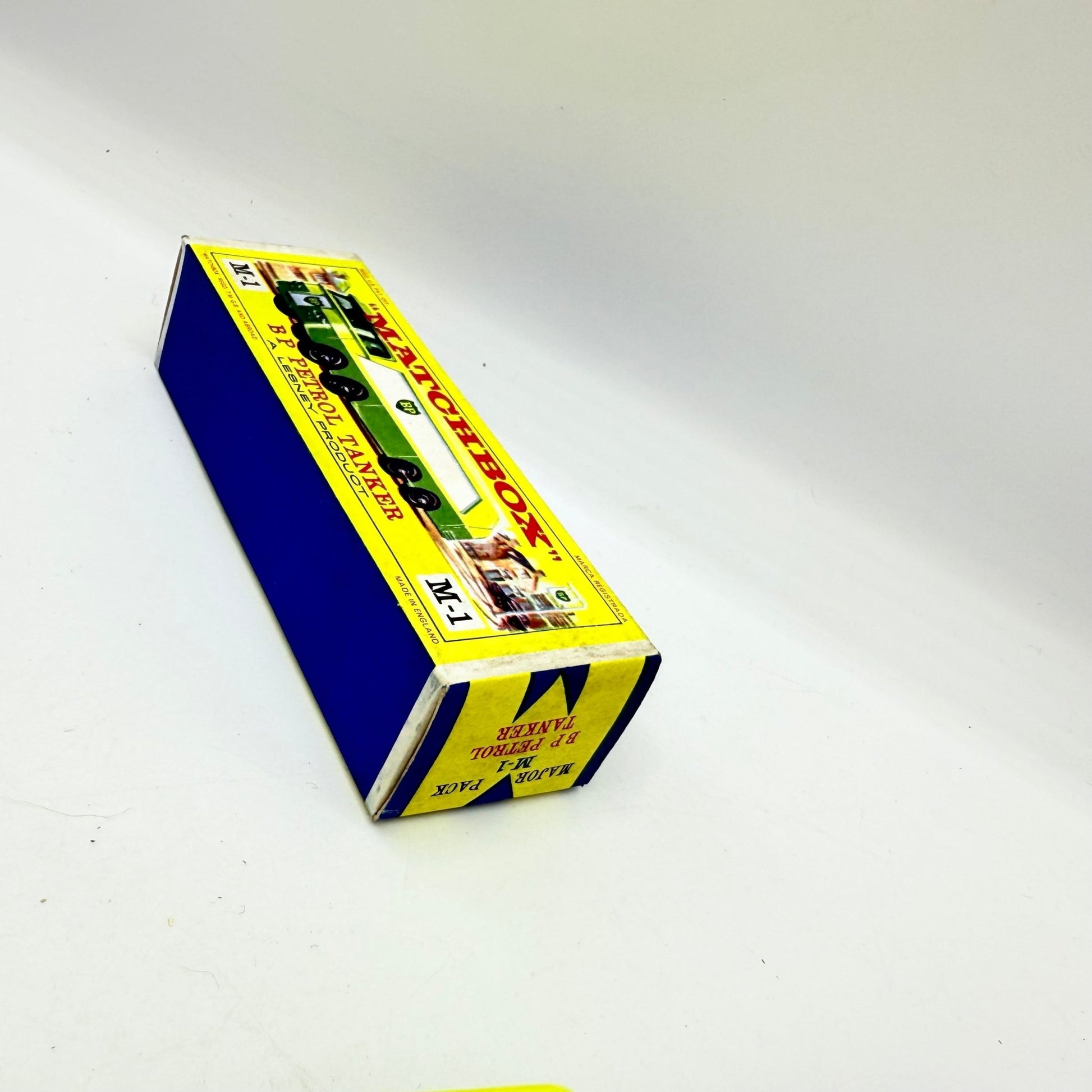 Matchbox Lesney Major Pack B.P. Autotanker M - 1 - Magic Matchbox