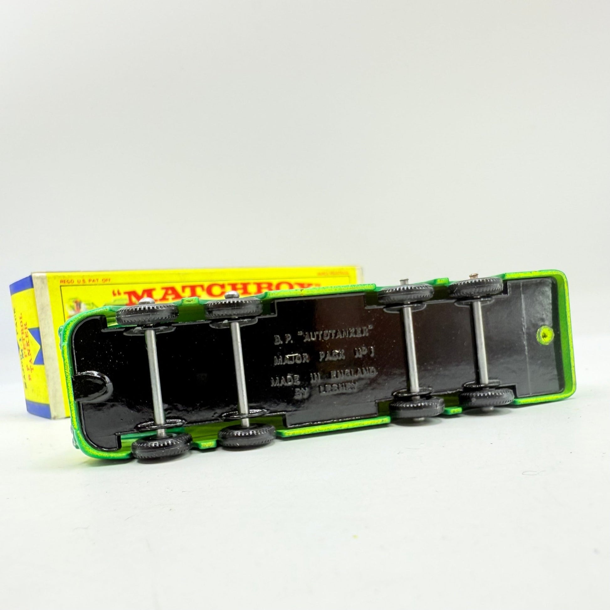 Matchbox Lesney Major Pack B.P. Autotanker M - 1 - Magic Matchbox