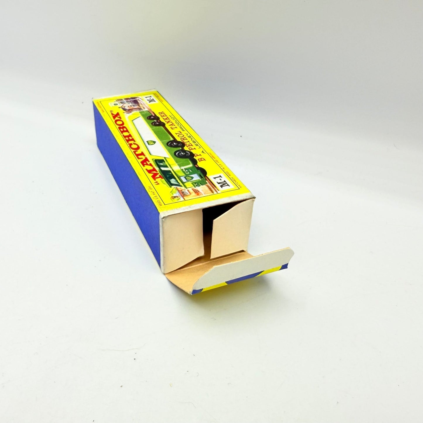 Matchbox Lesney Major Pack B.P. Autotanker M - 1 - Magic Matchbox