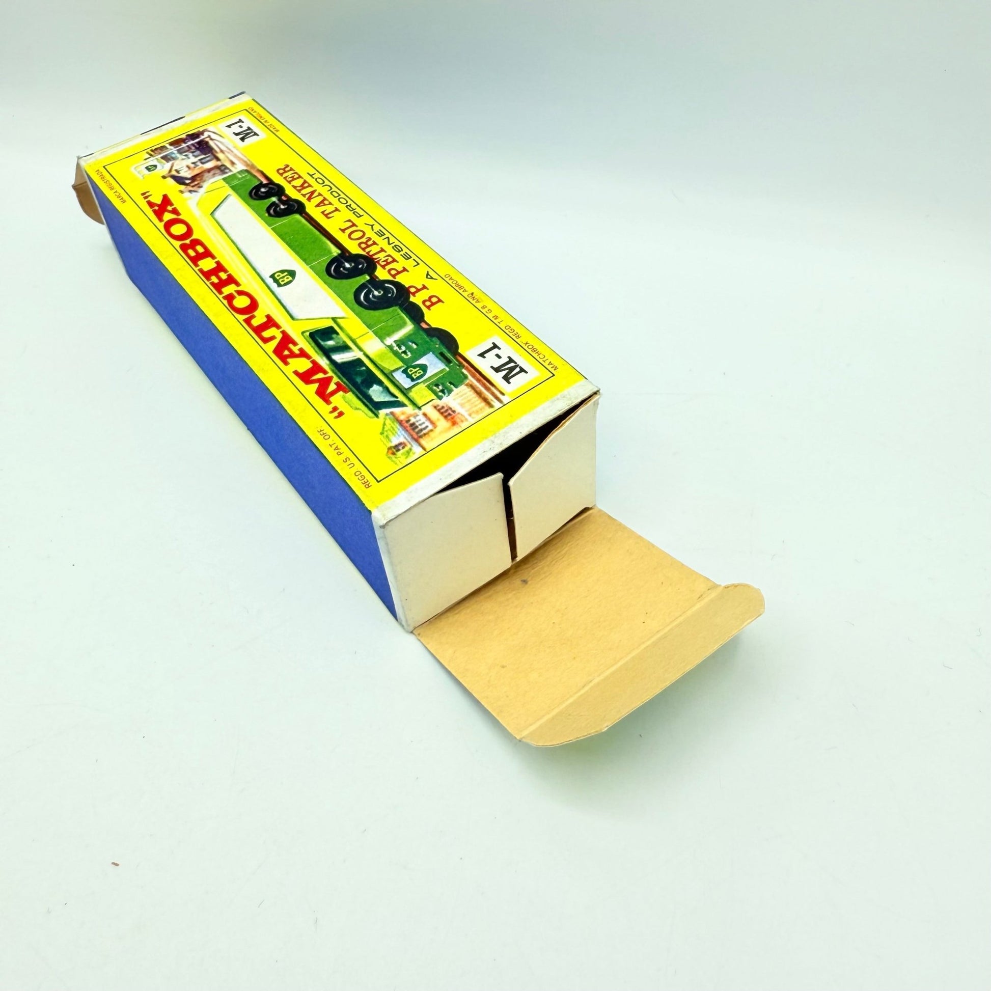 Matchbox Lesney Major Pack B.P. Autotanker M - 1 - Magic Matchbox