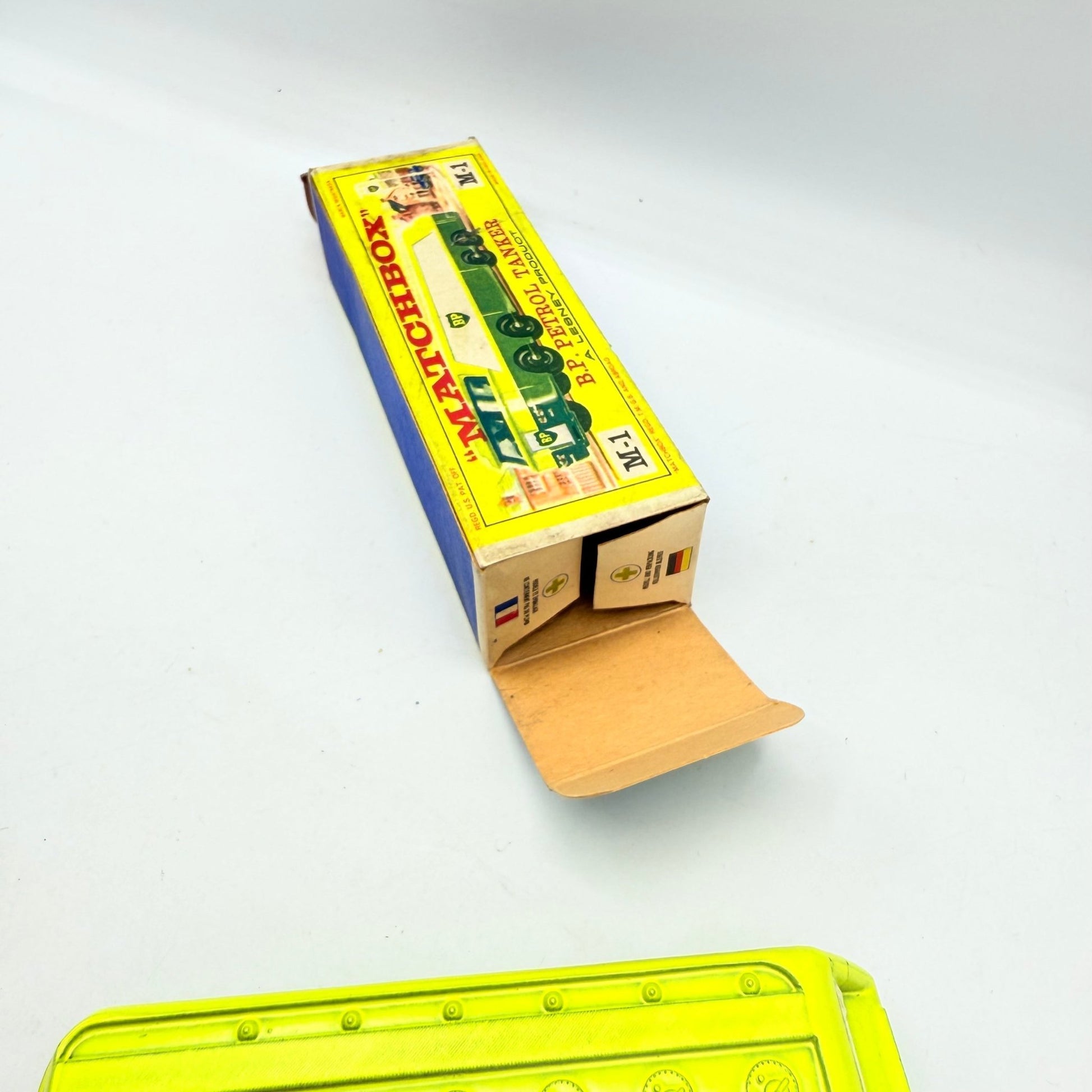 Matchbox Lesney Major Pack B.P. Autotanker M - 1 - Magic Matchbox