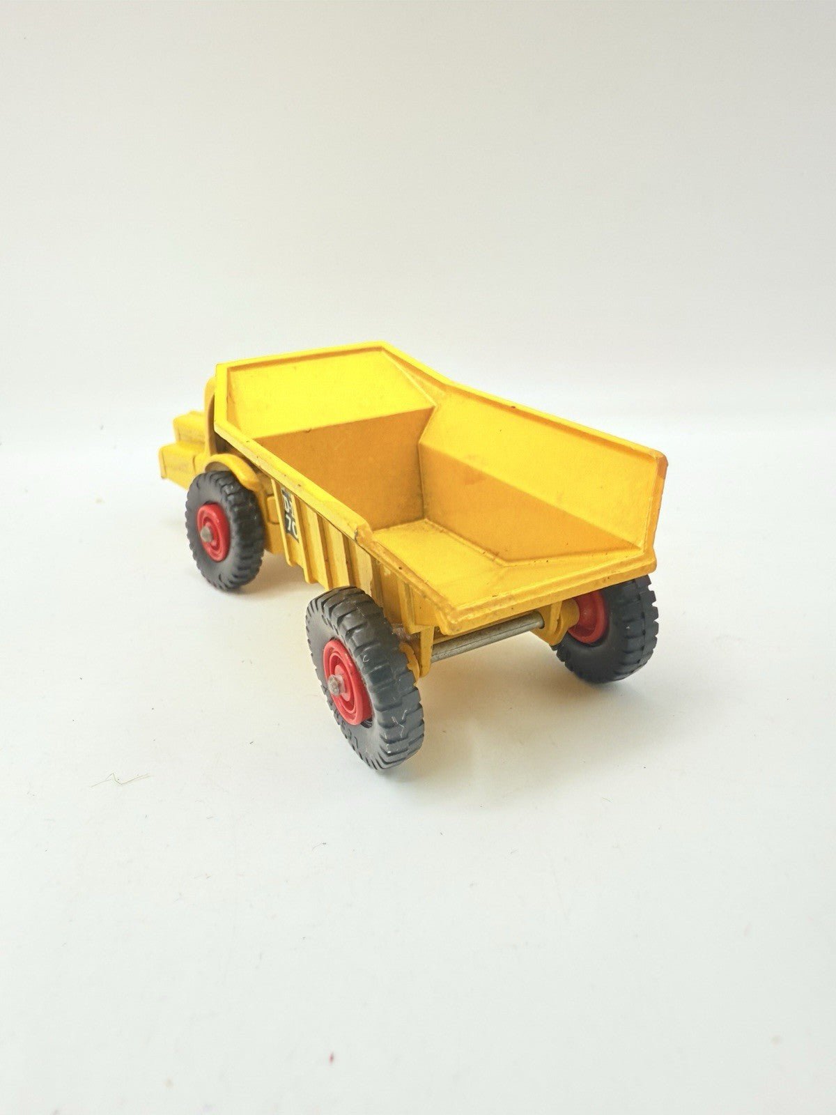 Matchbox Lesney Major Pack M - 10 Whitlock Dinkum Dumper - Magic Matchbox