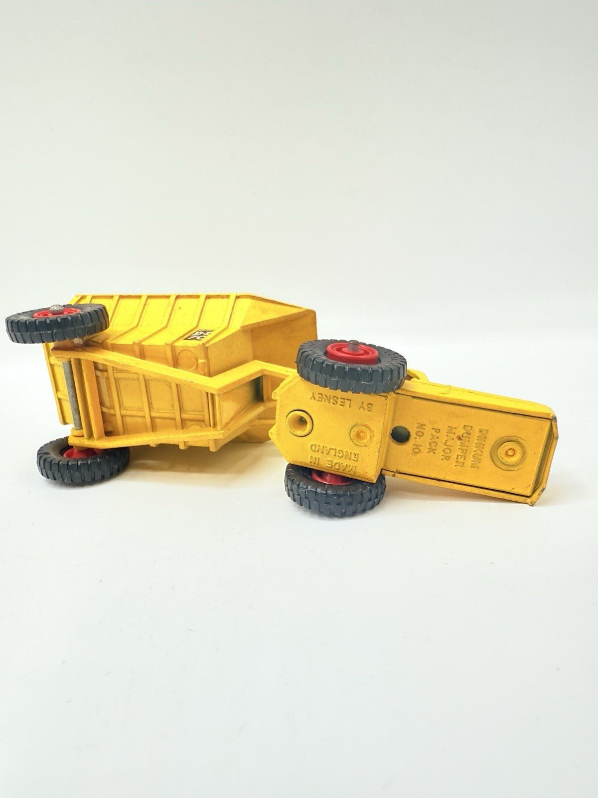 Matchbox Lesney Major Pack M - 10 Whitlock Dinkum Dumper - Magic Matchbox