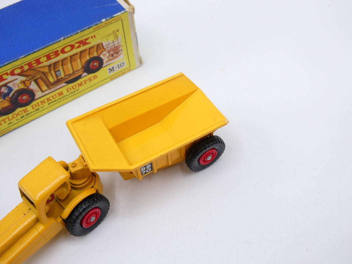 Matchbox Lesney Major Pack M - 10 Whitlock Dinkum Dumper - red hubs boxed - Magic Matchbox