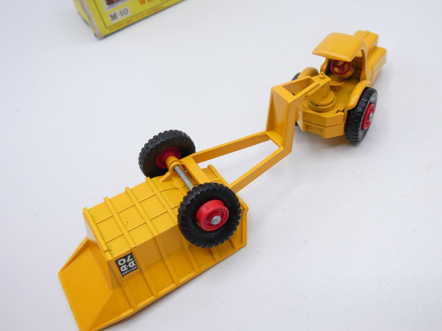 Matchbox Lesney Major Pack M - 10 Whitlock Dinkum Dumper - red hubs boxed - Magic Matchbox