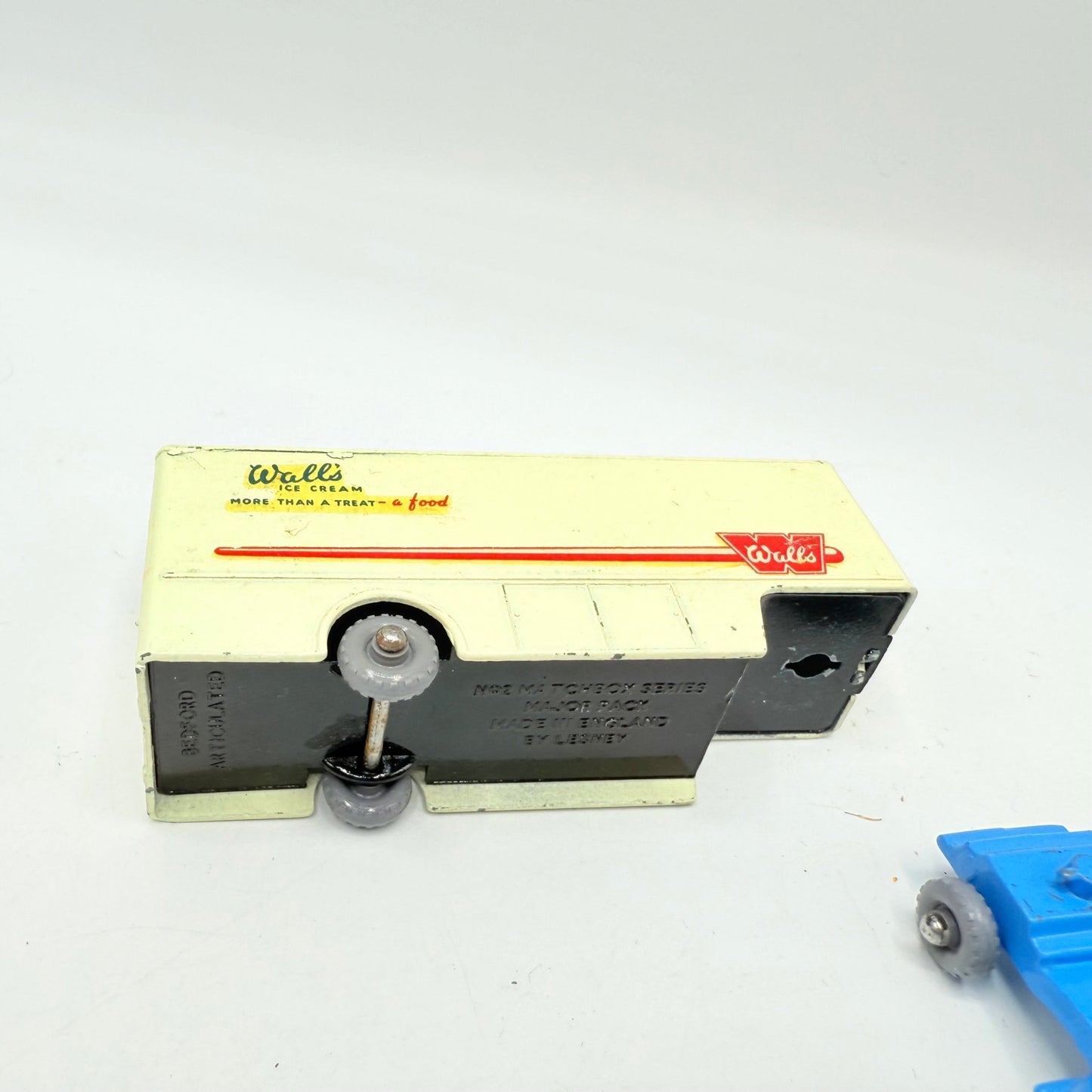 Matchbox Lesney Major Pack M - 2 Bedford Walls Ice Cream Truck - Magic Matchbox