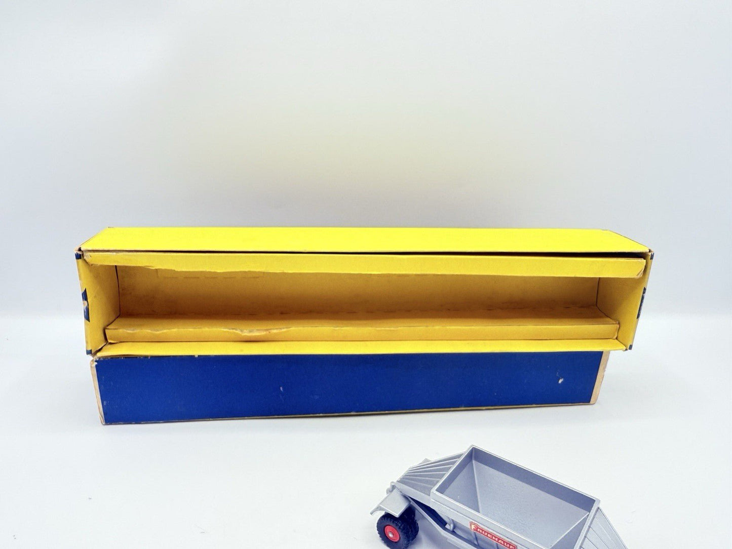 Matchbox Lesney Major Pack M4 Fruehauf Hopper Train - Magic Matchbox
