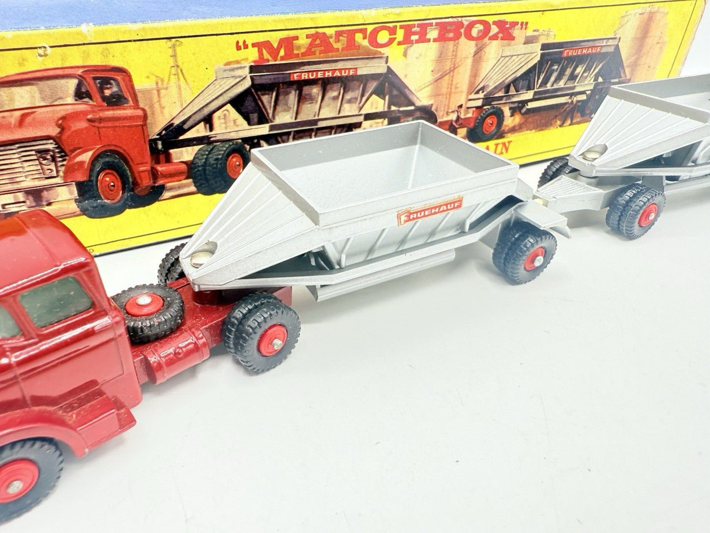 Matchbox Lesney Major Pack M4 Fruehauf Hopper Train - Magic Matchbox