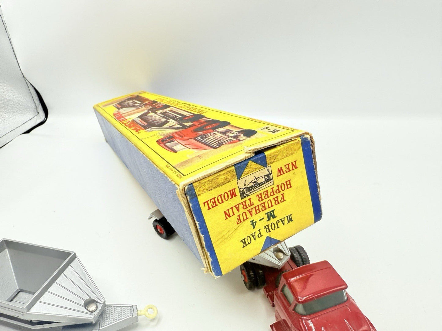 Matchbox Lesney Major Pack M4 Fruehauf Hopper Train - Magic Matchbox
