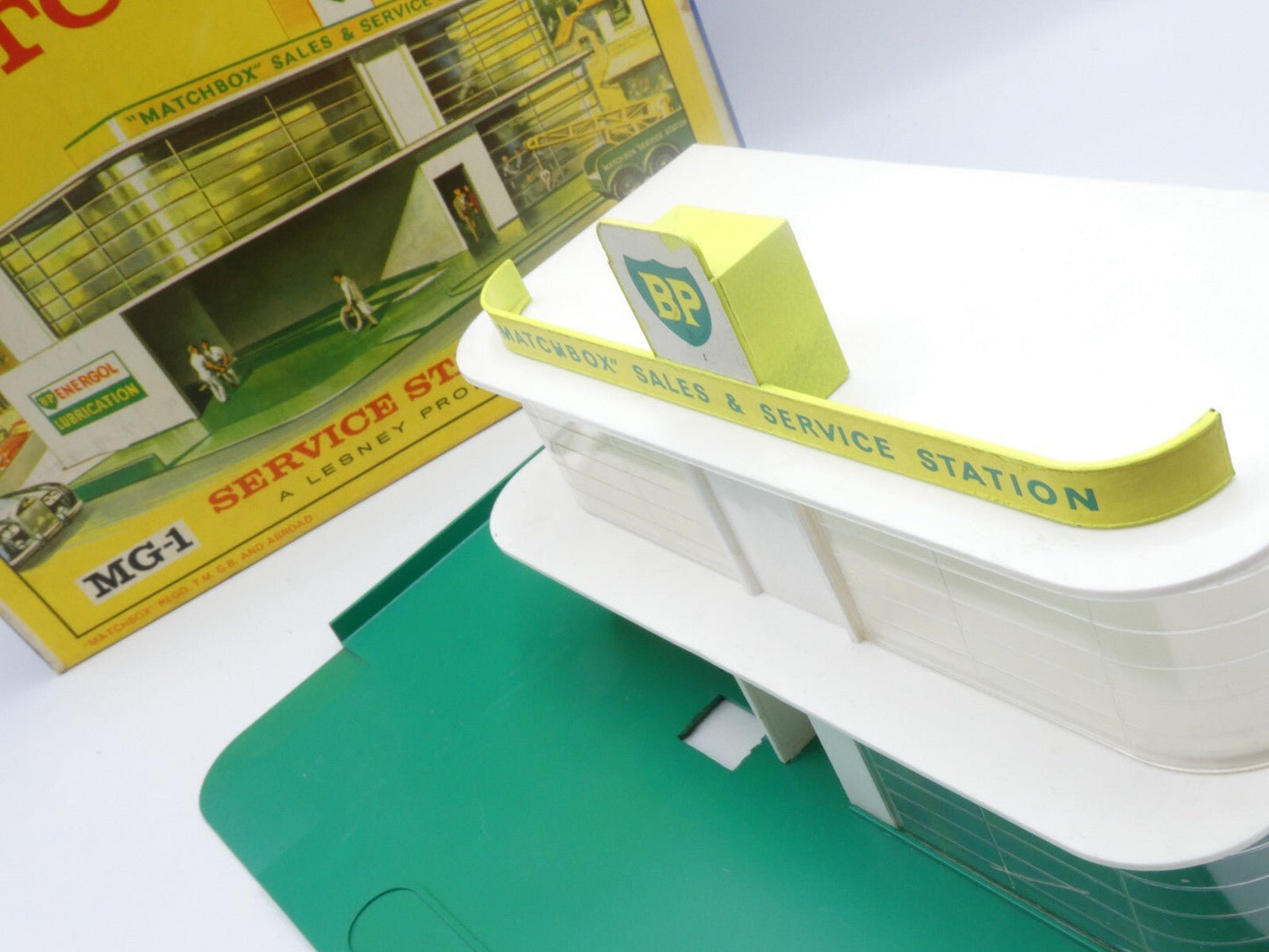 Matchbox Lesney MG - 1 BP Service Station - Magic Matchbox