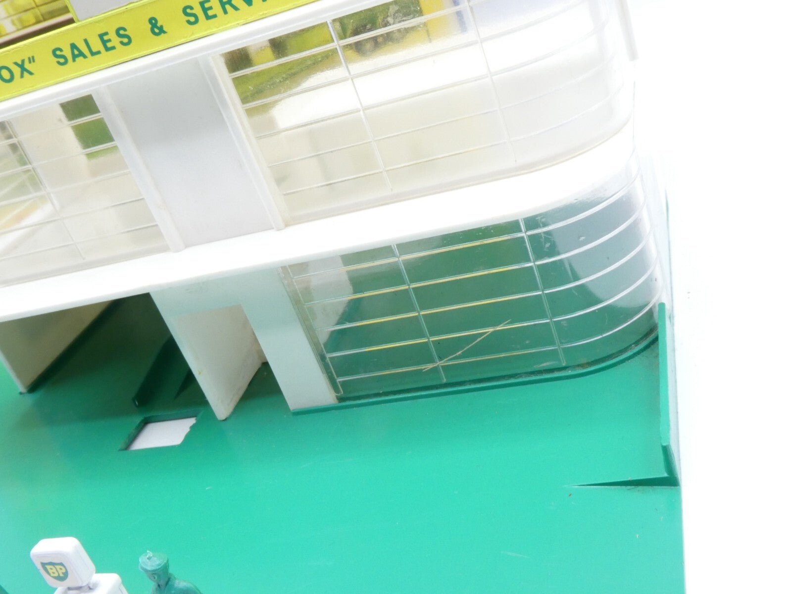 Matchbox Lesney MG - 1 BP Service Station - Magic Matchbox