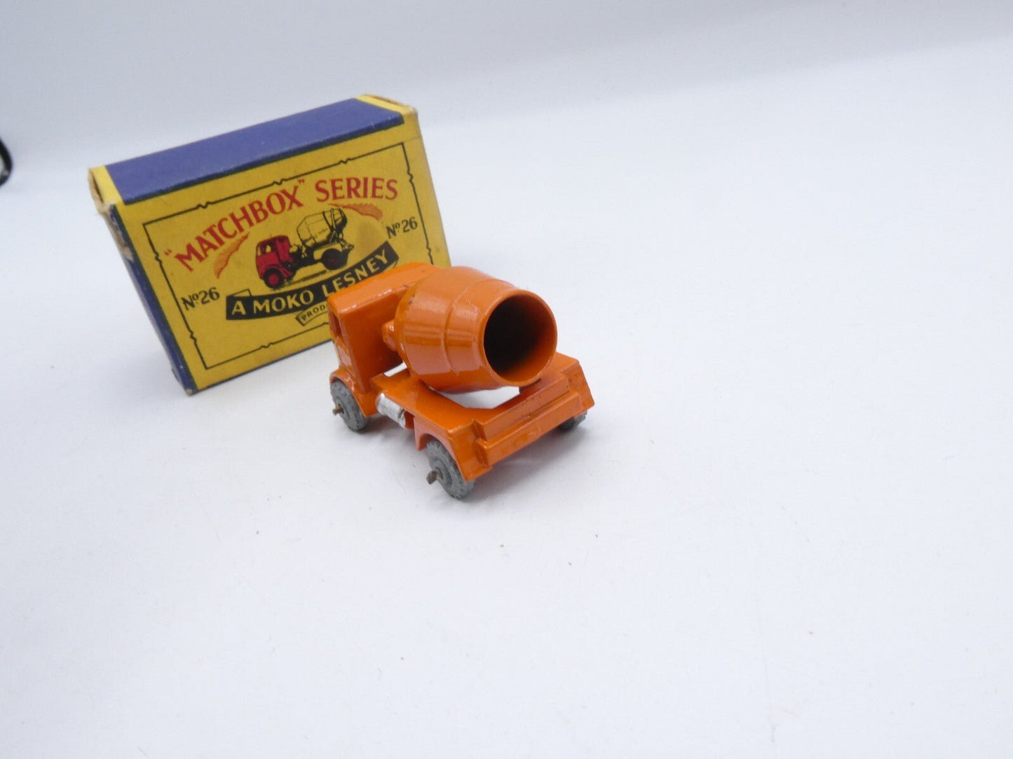 Matchbox Lesney No.26a ERF Cement Mixer - Near Mint & Boxed - Metal Wheels - Magic Matchbox