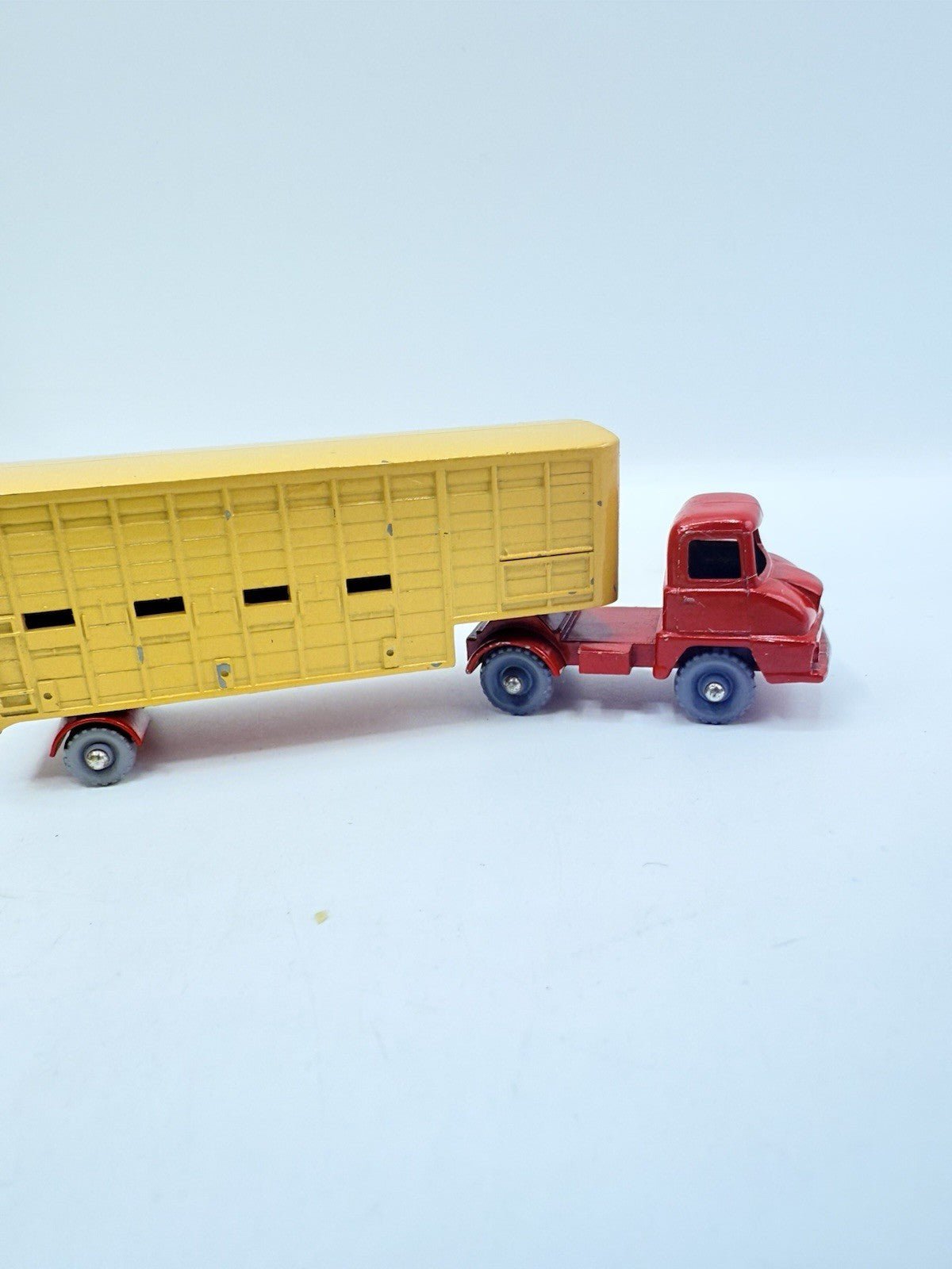 Matchbox Major Pack M - 7 Thames Trader Jennings Cattle Truck - Magic Matchbox