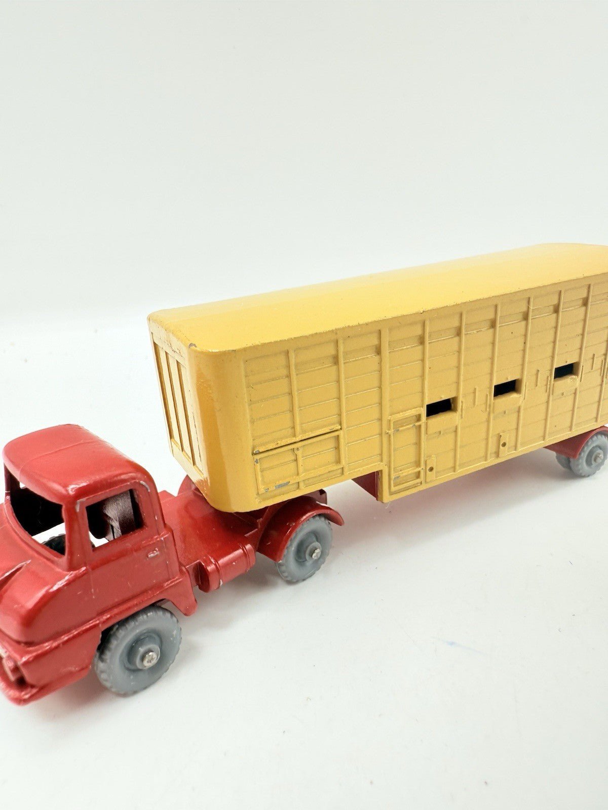 Matchbox Major Pack M - 7 Thames Trader Jennings Cattle Truck - Magic Matchbox