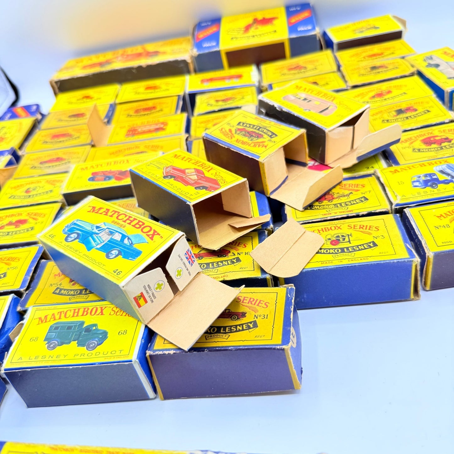 Matchbox Regular Wheels Damaged & Broken Boxes x 50 - Magic Matchbox