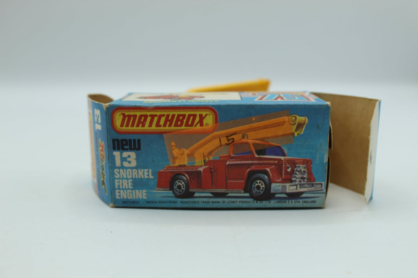 Matchbox Superfast 13 Snorkel Fire Engine - Magic Matchbox