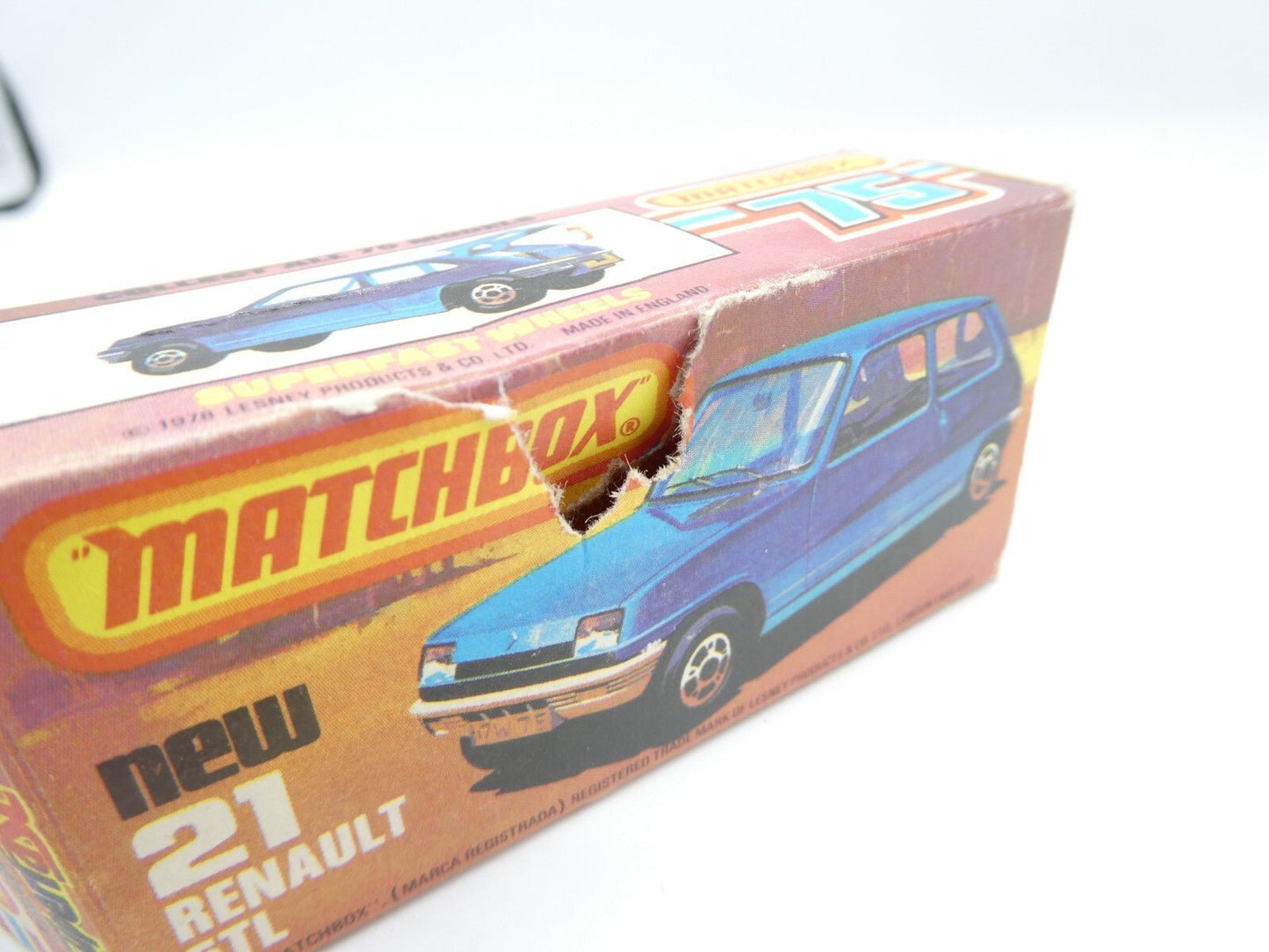 Matchbox Superfast 21 RENAULT 5TL in SILVER Damaged Box - Magic Matchbox