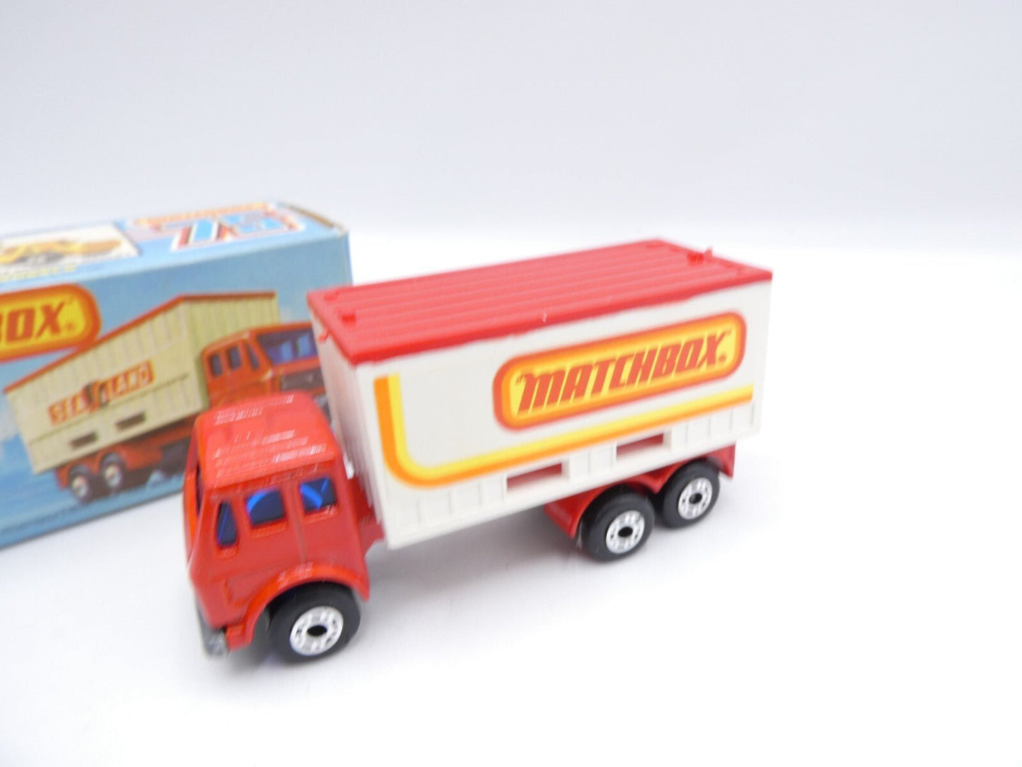 Matchbox Superfast 42 Mercedes Container Truck - Magic Matchbox
