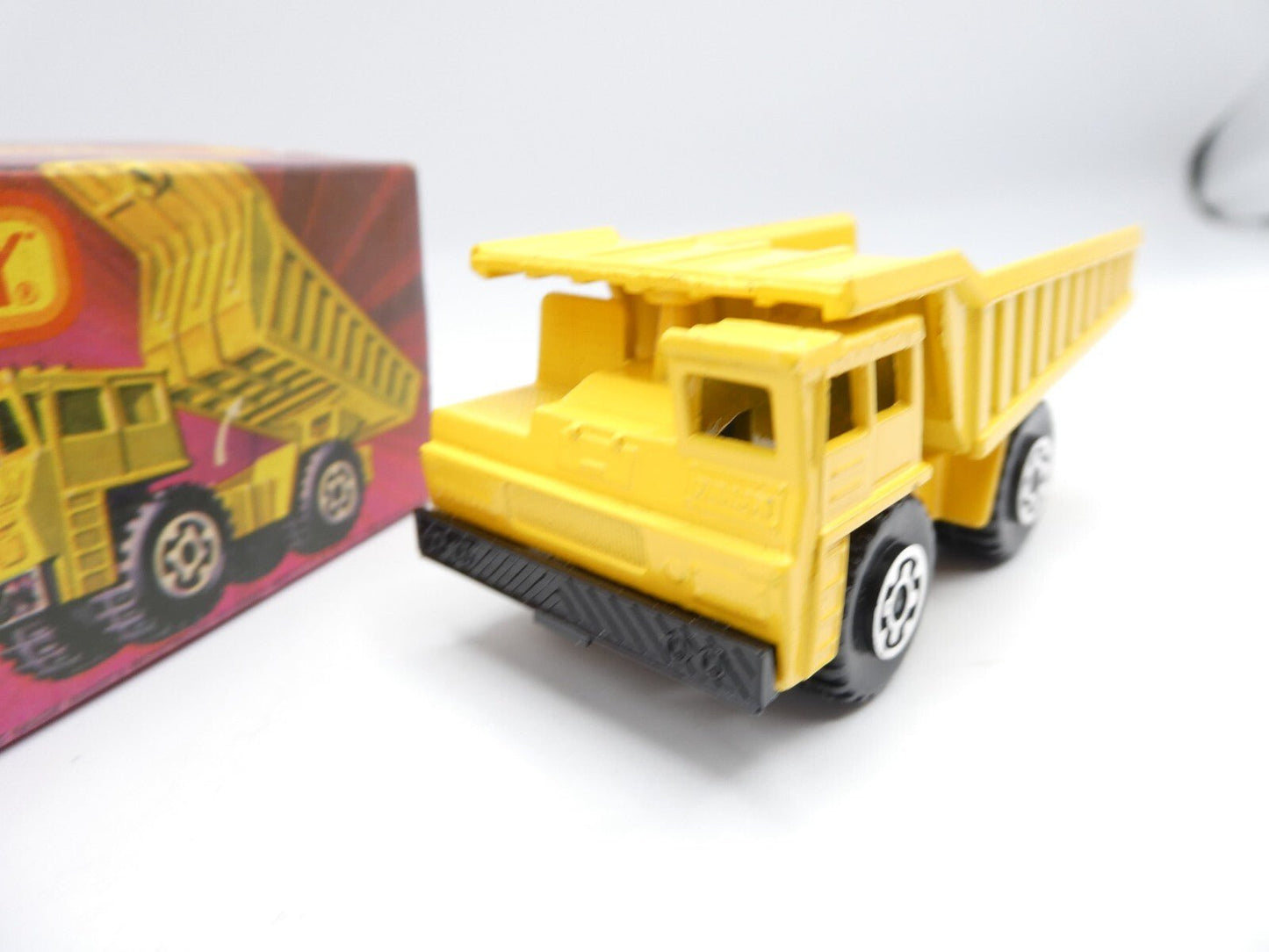 Matchbox Superfast 58 Faun Dump truck - Magic Matchbox