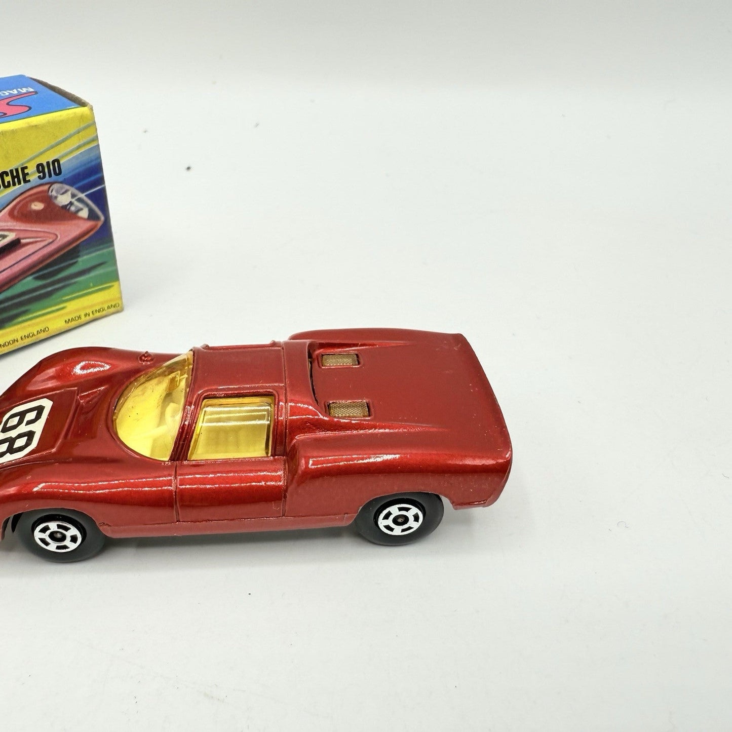 Matchbox Superfast 68 Porsche 910 With 68 Label - Magic Matchbox