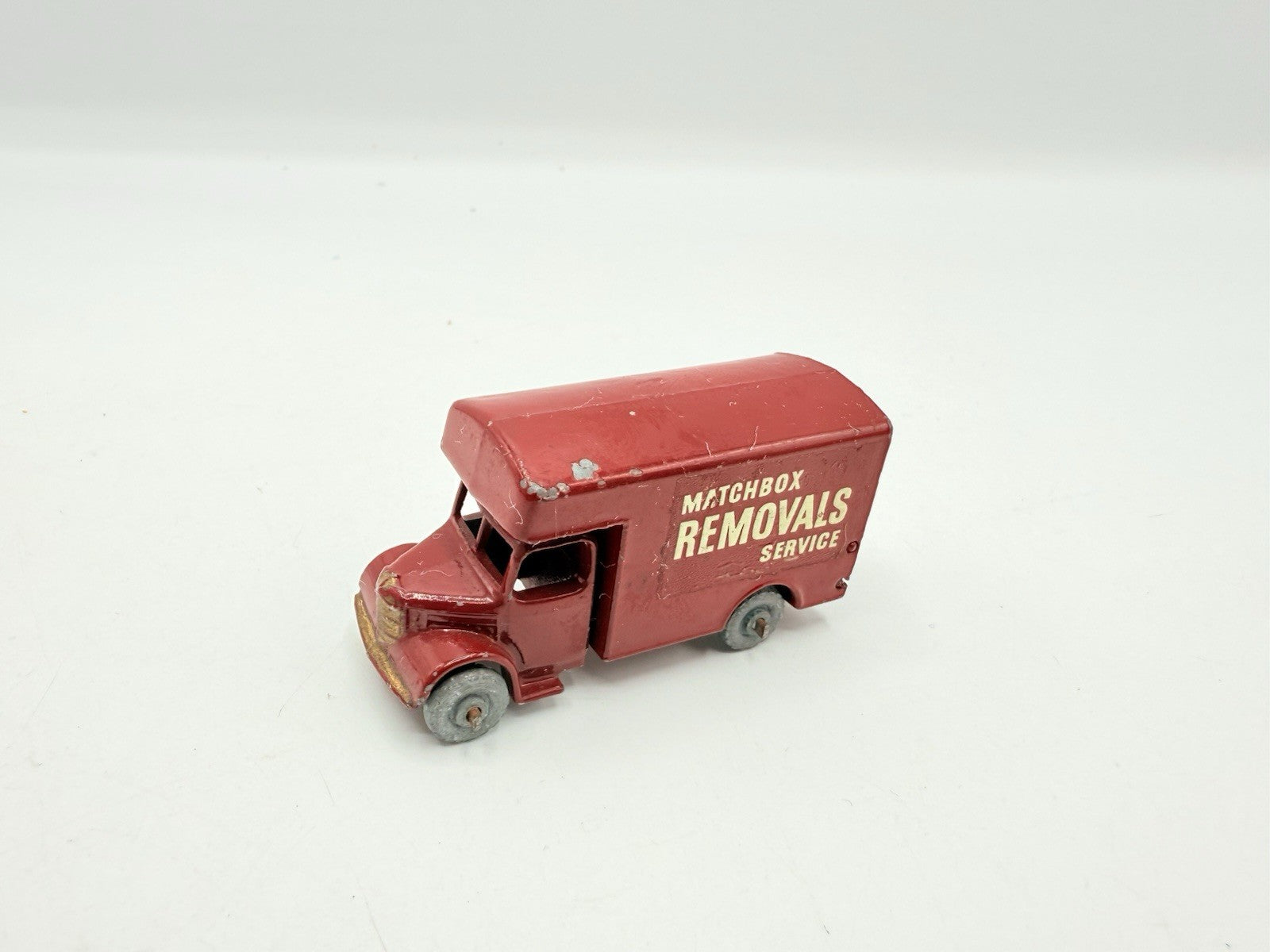 Matchbox Lesney 17a Maroon Bedford Matchbox Removal Services Van VG Unboxed