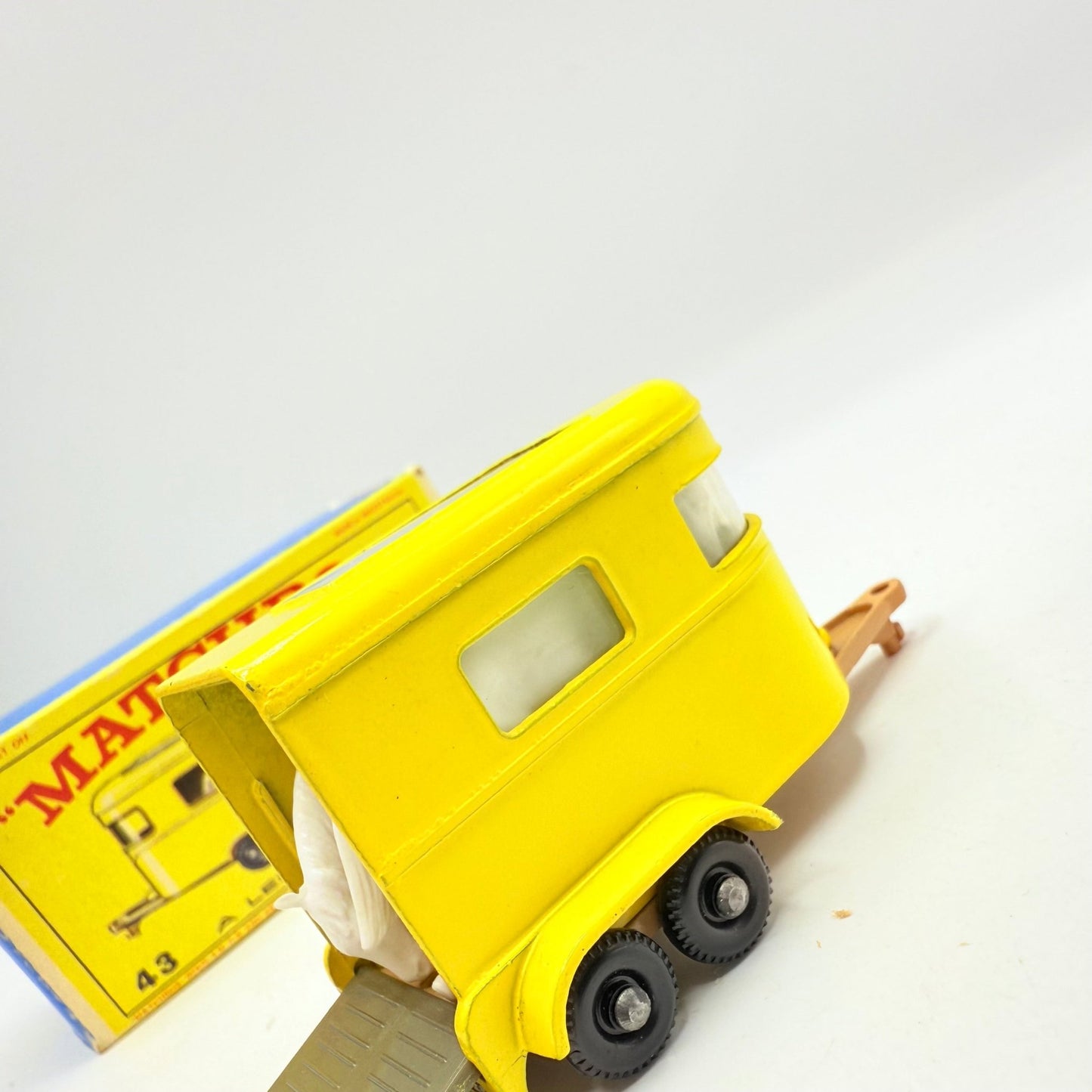 Matchbox 43c Pony Trailer Tan Base - Magic Matchbox