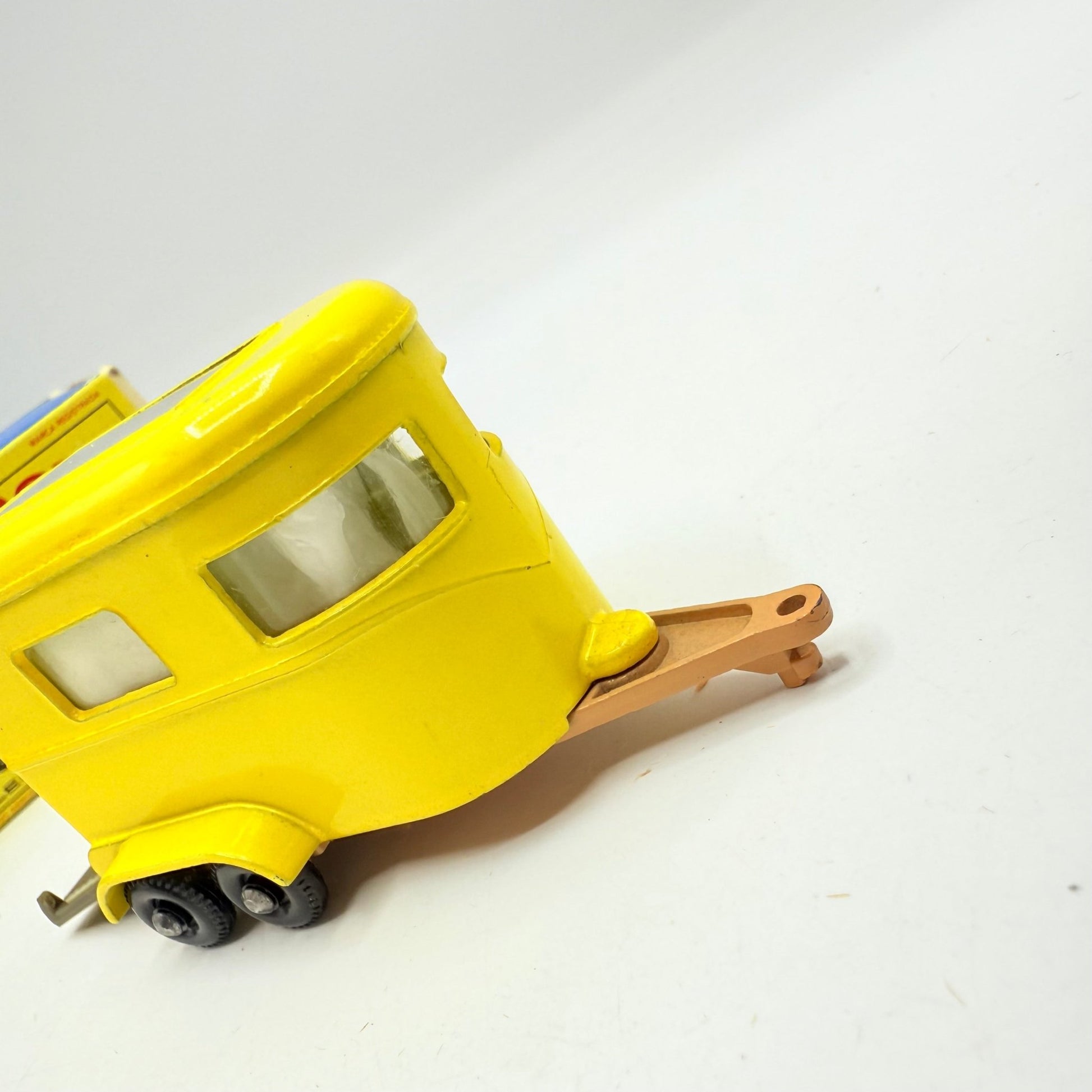 Matchbox 43c Pony Trailer Tan Base - Magic Matchbox