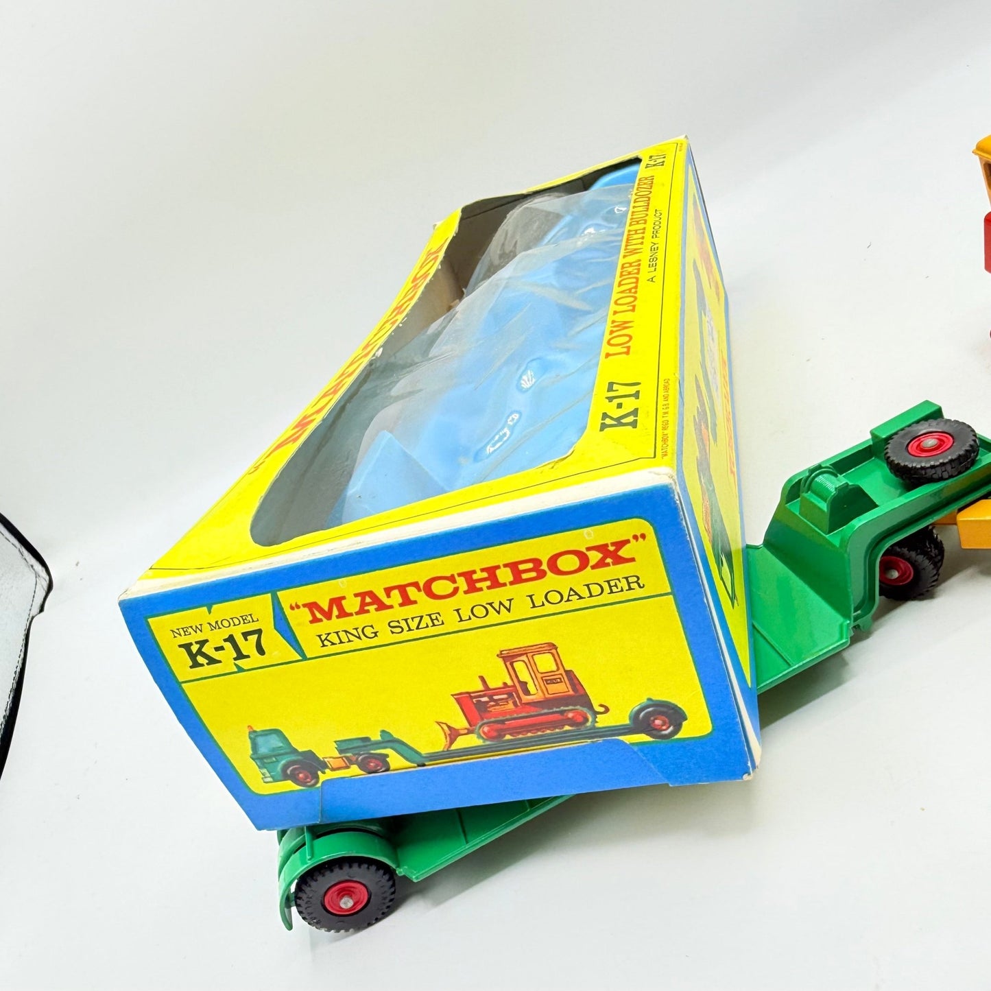 Matchbox Kingsize K - 17 Ford Cab & Dyson Low Loader with Bulldozer - Magic Matchbox