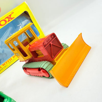 Matchbox Kingsize K - 17 Ford Cab & Dyson Low Loader with Bulldozer - Magic Matchbox