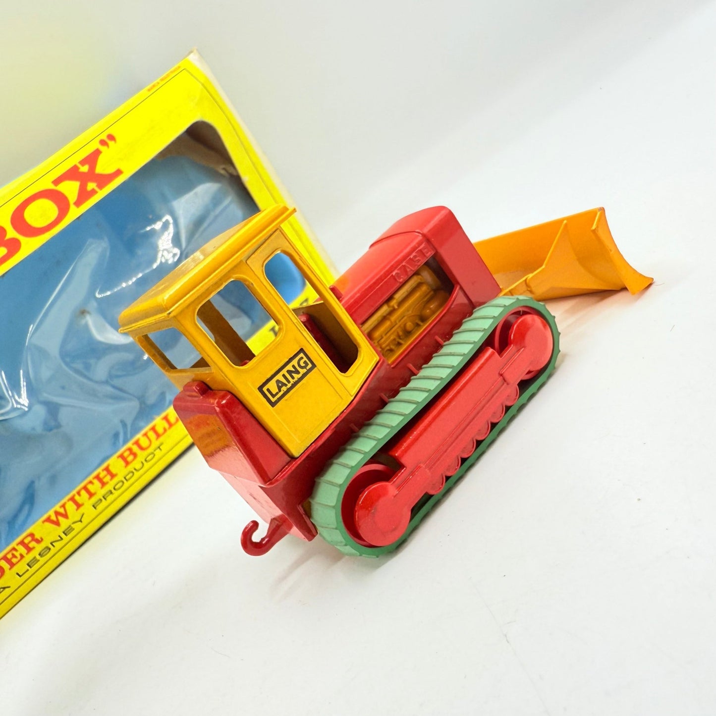 Matchbox Kingsize K - 17 Ford Cab & Dyson Low Loader with Bulldozer - Magic Matchbox