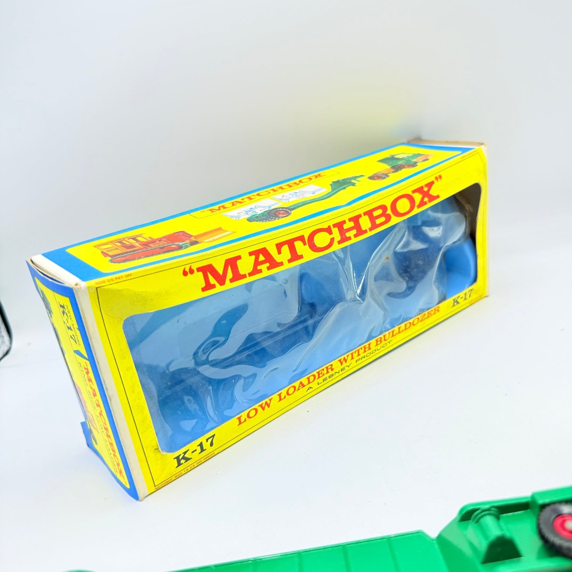 Matchbox Kingsize K - 17 Ford Cab & Dyson Low Loader with Bulldozer - Magic Matchbox