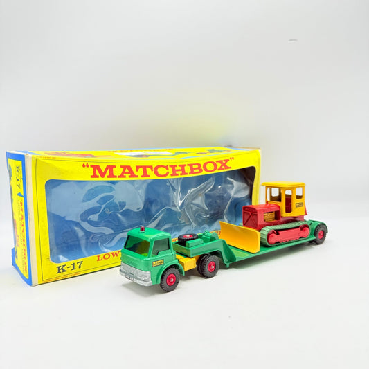 Matchbox Kingsize K - 17 Ford Cab & Dyson Low Loader with Bulldozer - Magic Matchbox