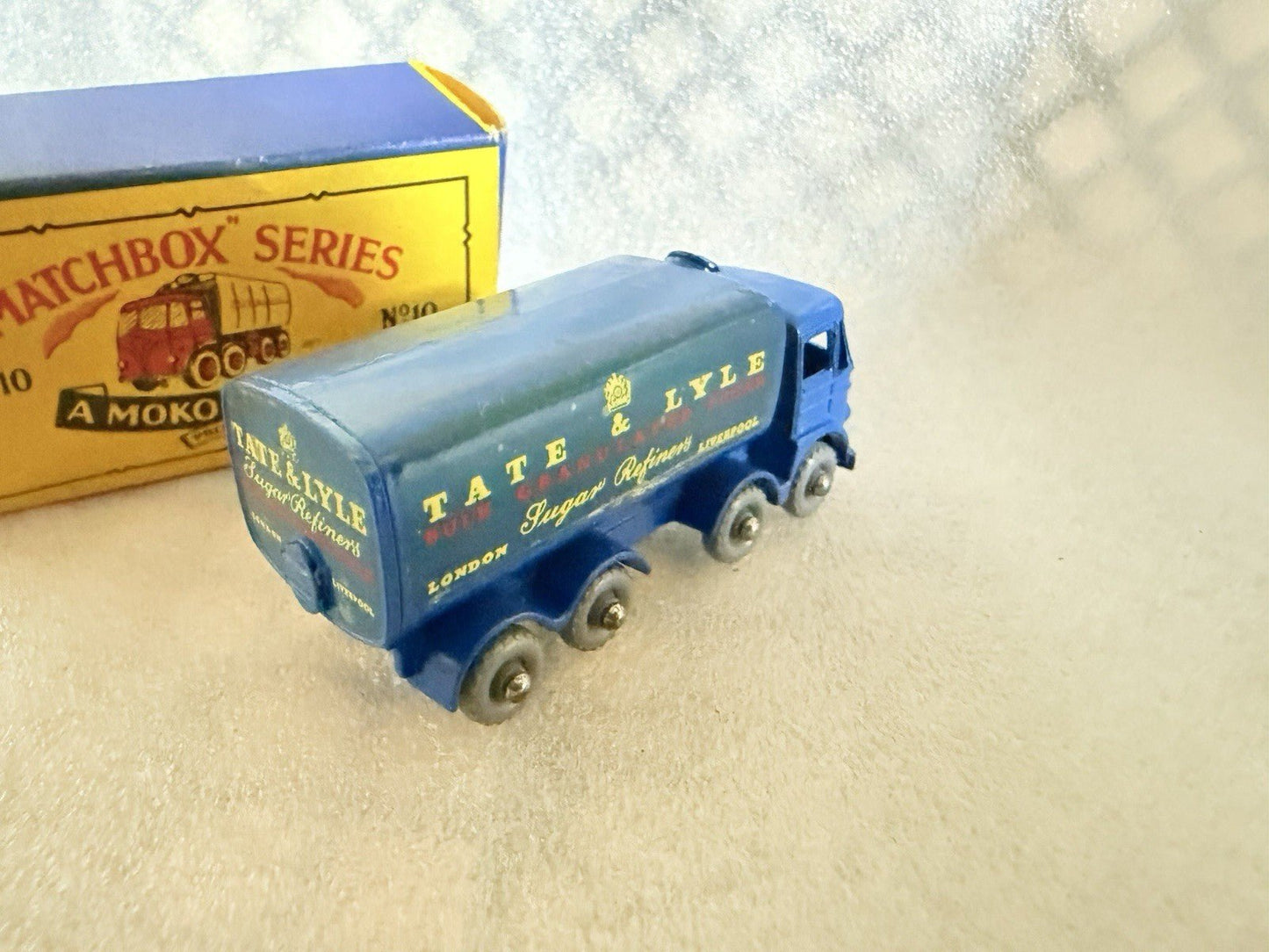 Matchbox Lesney 10c Foden 8 Wheel Sugar Container Tate & Lyle REAR CROWN - GPW - Magic Matchbox