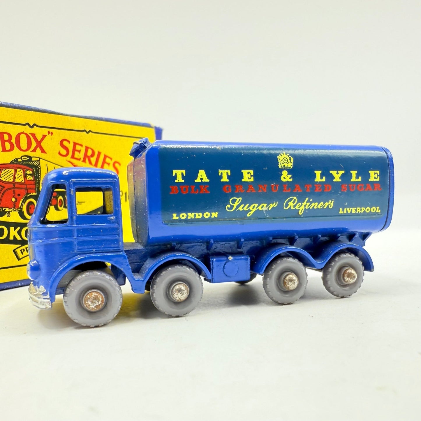 Matchbox Lesney 10c Foden 8 Wheel Sugar Container Tate & Lyle REAR CROWN - GPW - Magic Matchbox