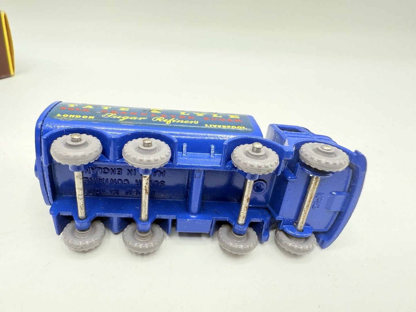 Matchbox Lesney 10c Foden 8 Wheel Sugar Container Tate & Lyle REAR CROWN - GPW - Magic Matchbox